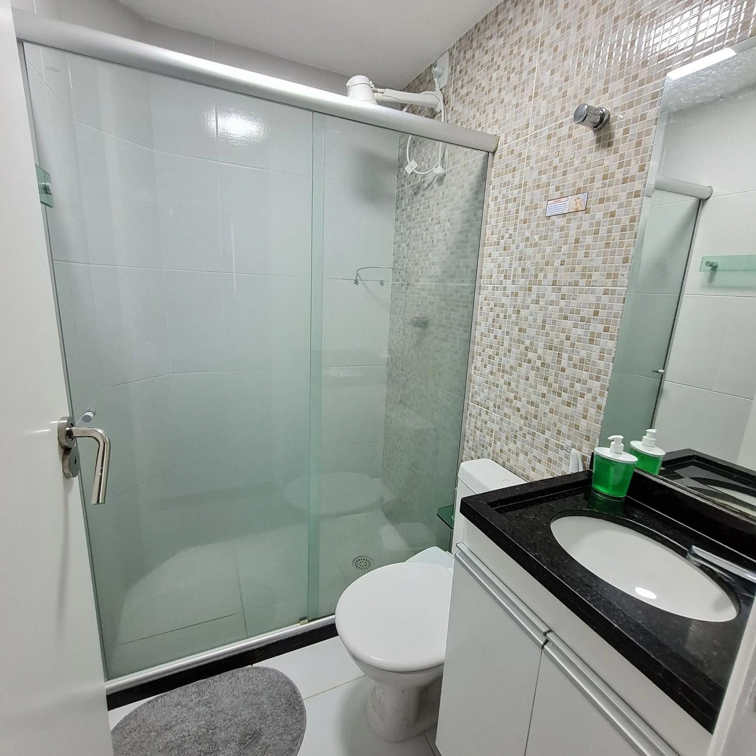Toilet in Maria Farinha Residence / Prince - LocarHouse