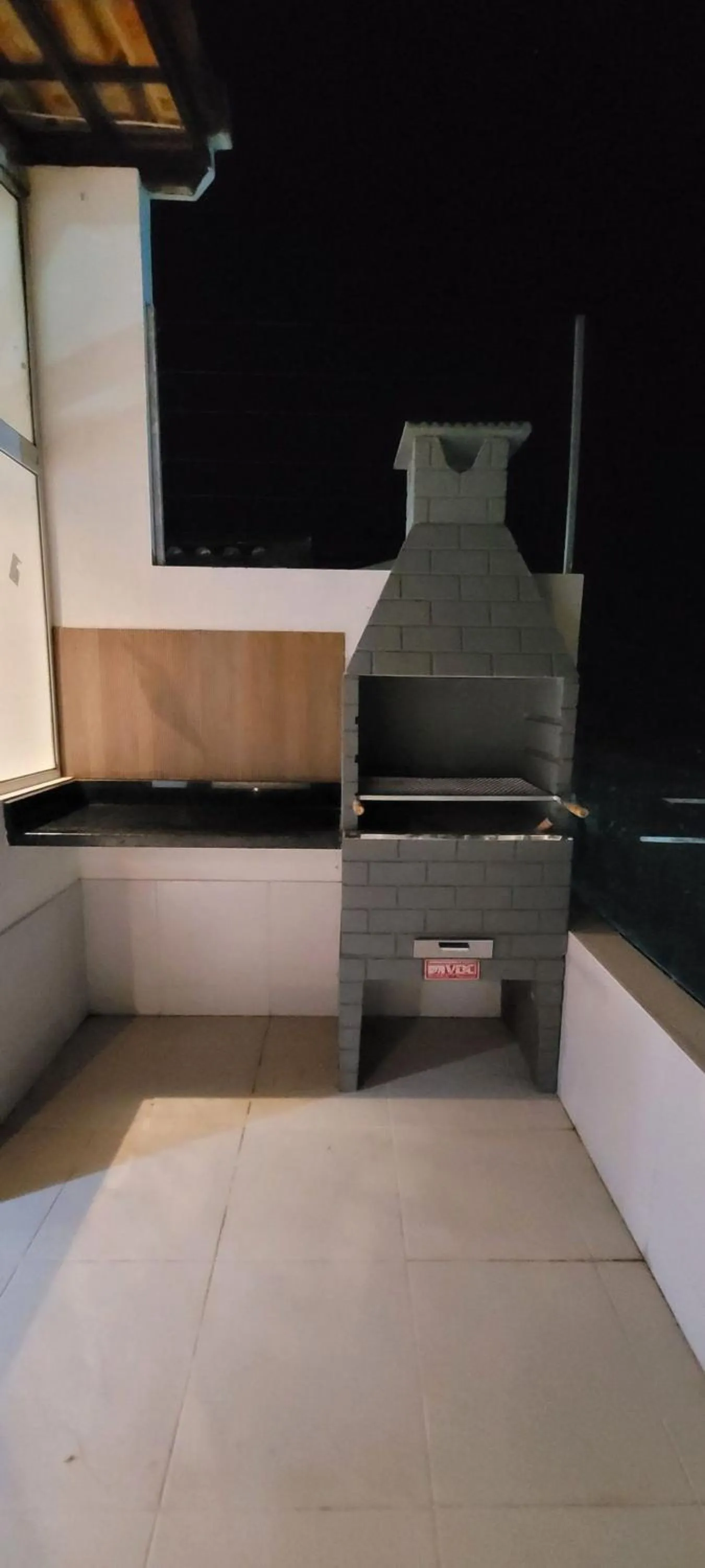 BBQ facilities in Maria Farinha Residence / Prince - LocarHouse