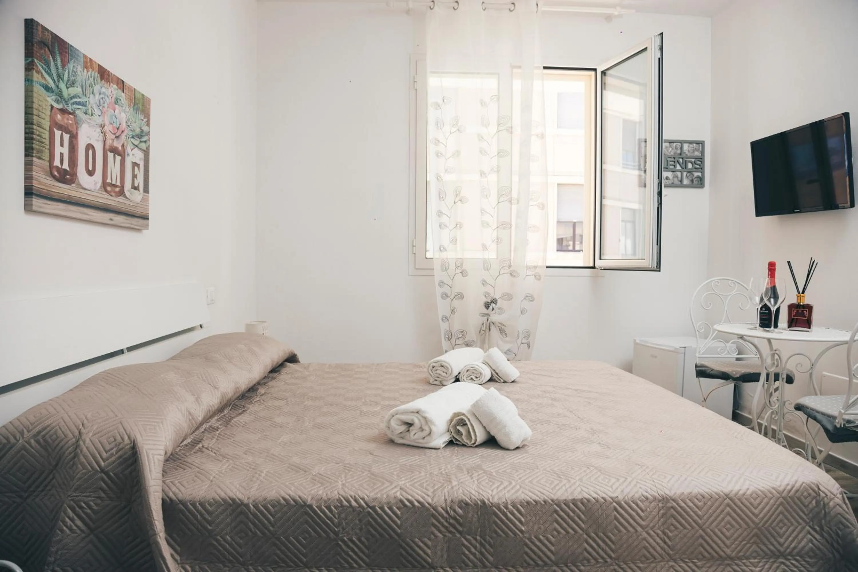 Bed in AP Apartment - Flats&Rooms Gallipoli