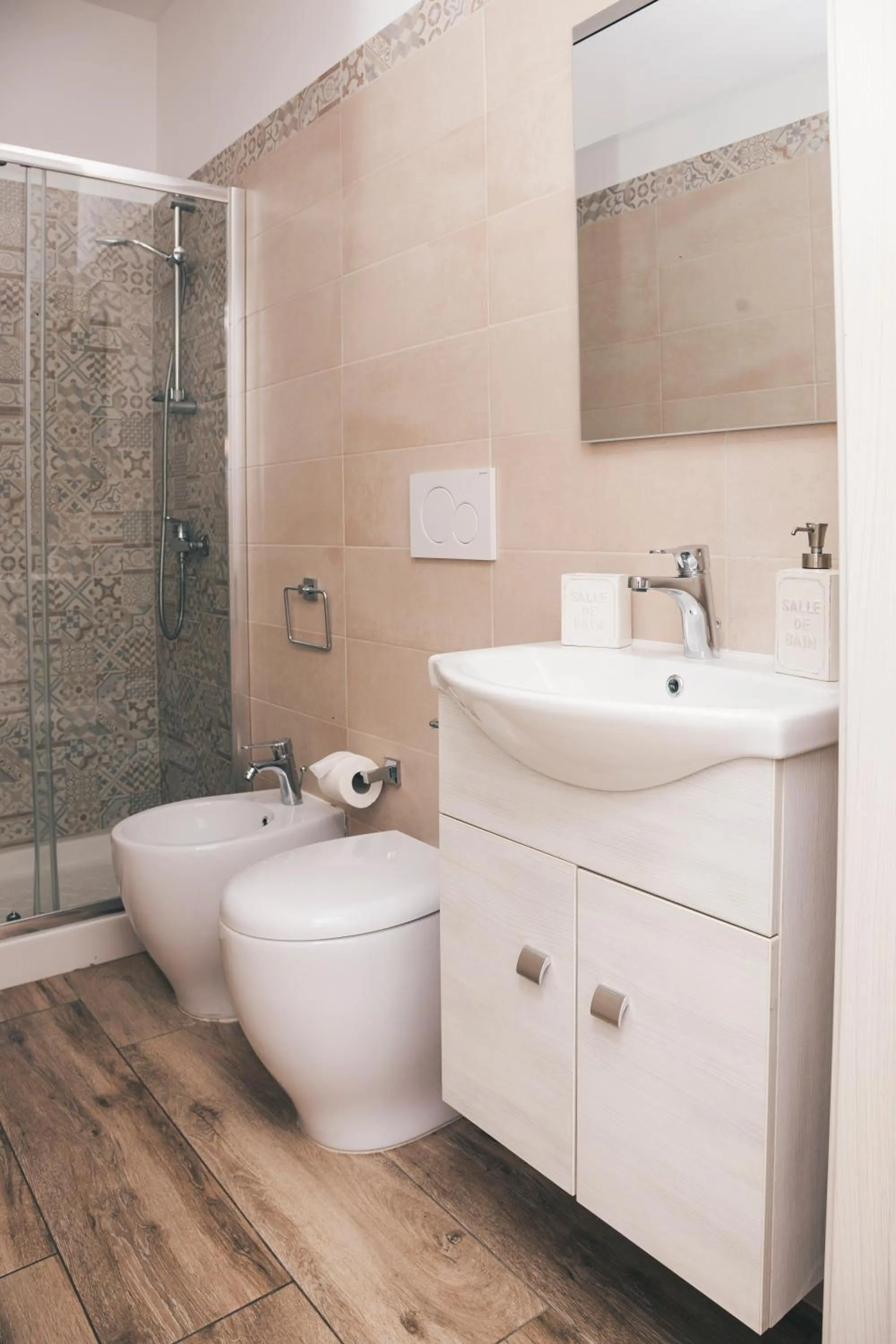 Bathroom in AP Apartment - Flats&Rooms Gallipoli