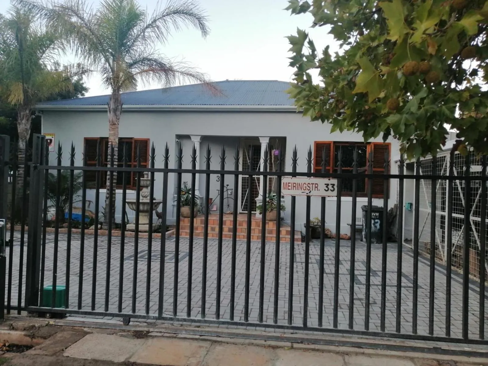 Property building in Die Tuis Huis Selfcatering NO LOADSHEDDING