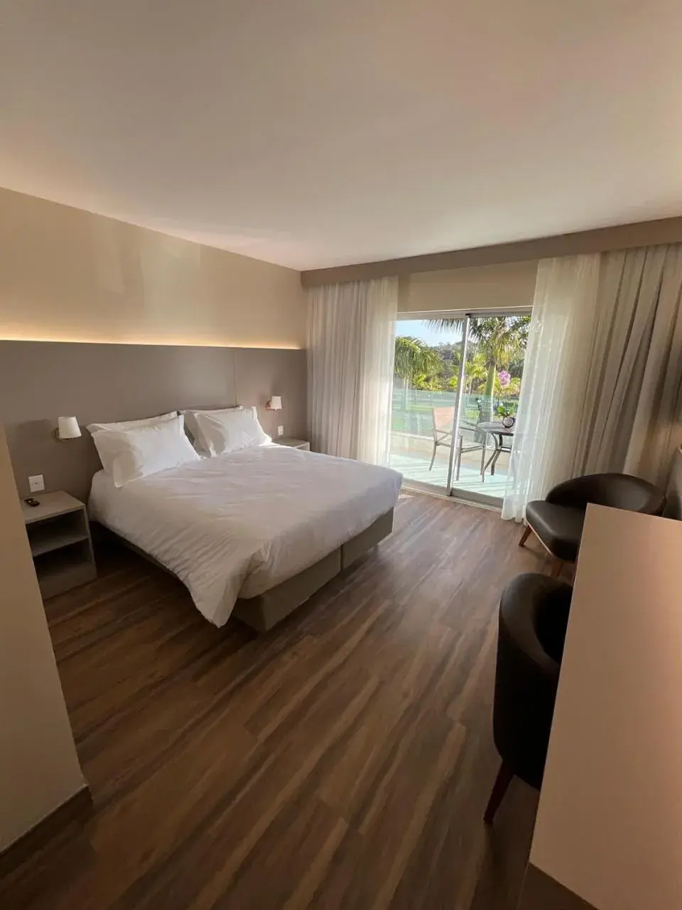 Deluxe Double Room with Balcony in Hotel Mirante São Brás Deluxe Double Room with Balcony in Hotel Mirante São Brás