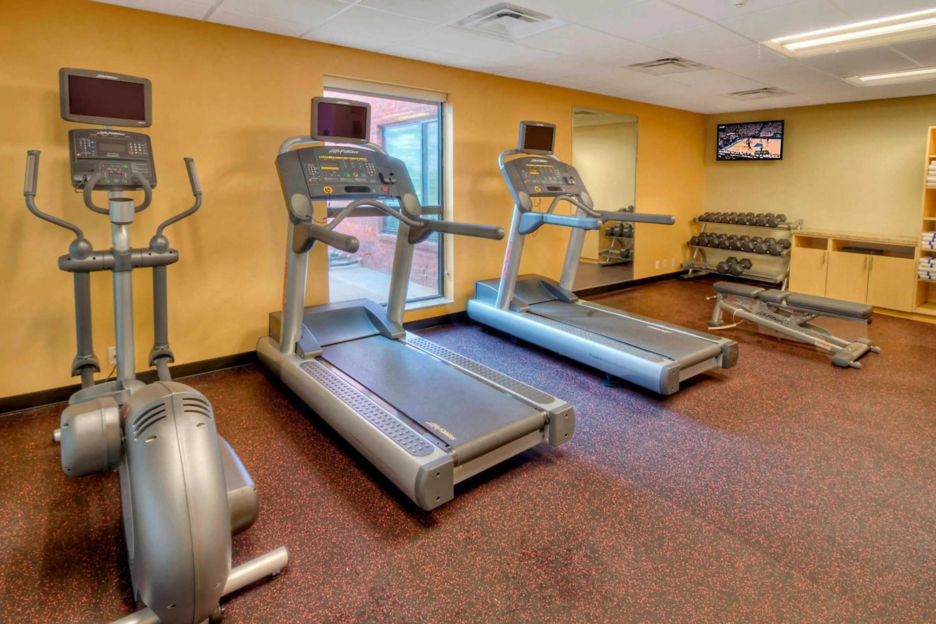 Fitness centre/facilities in TownePlace Suites Oklahoma City Airport