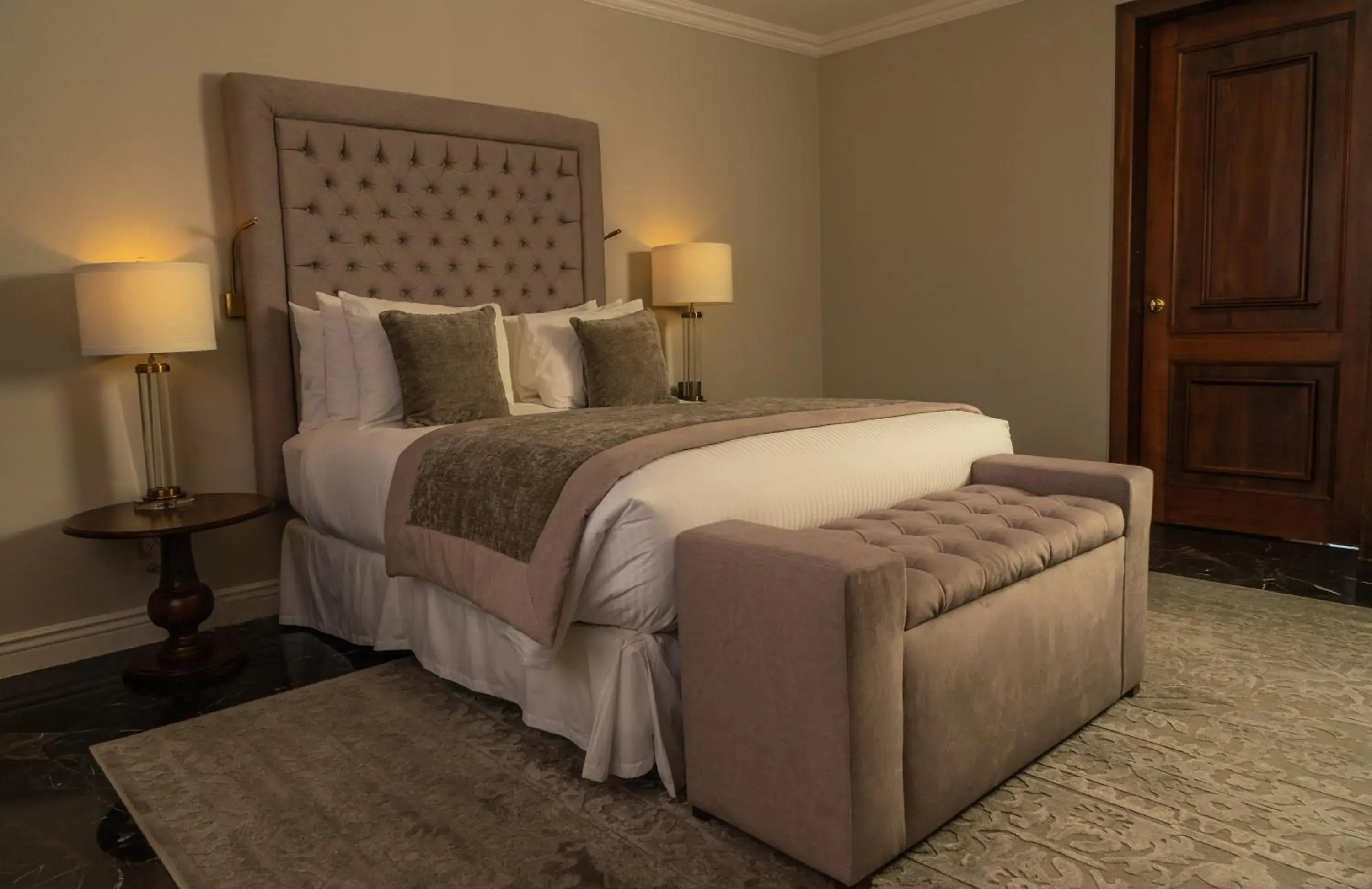 Deluxe Room in Hotel Plaza 79 Deluxe Room in Hotel Plaza 79