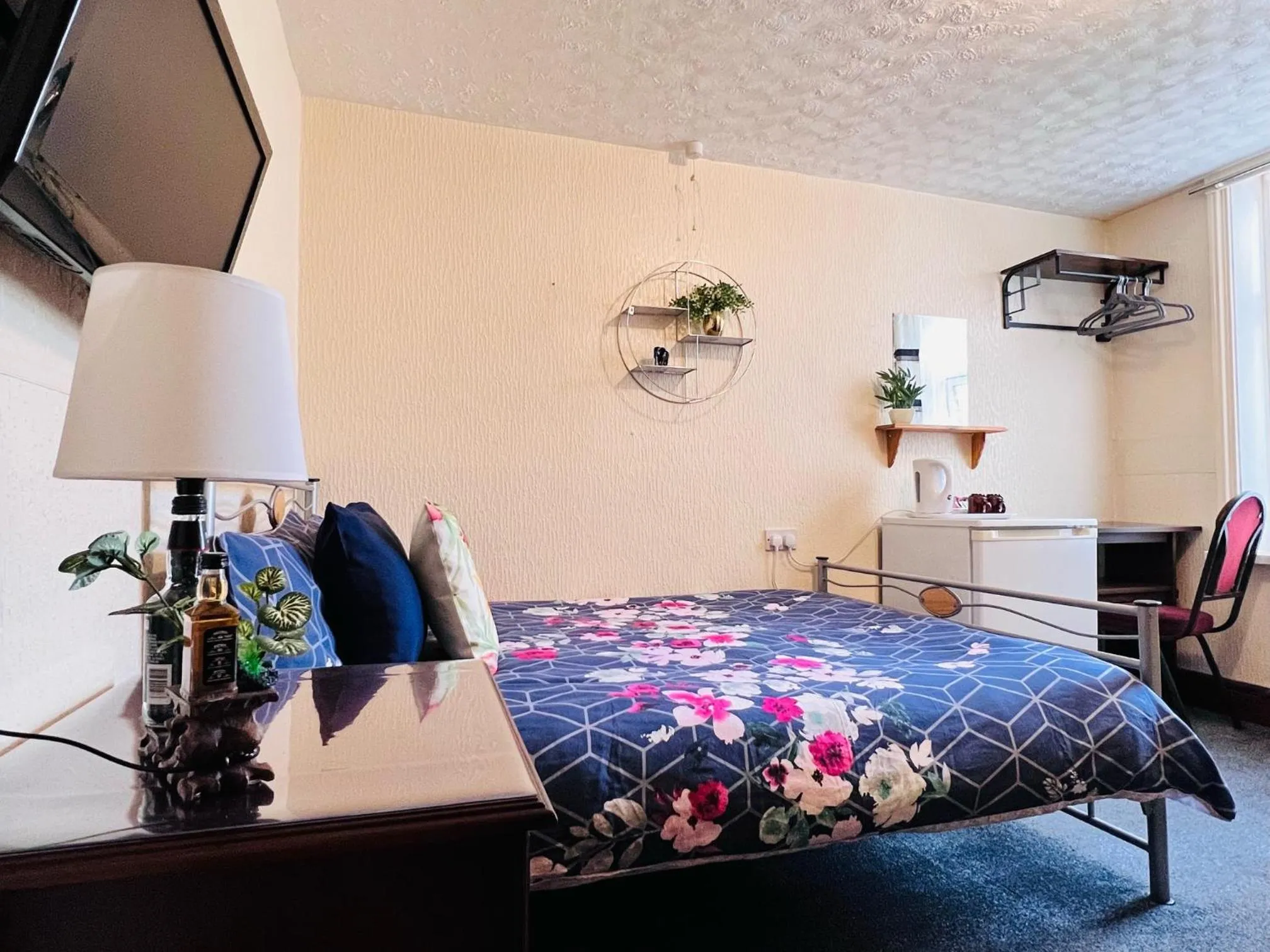 Photo of the whole room, Bed in Galaxy Hotel