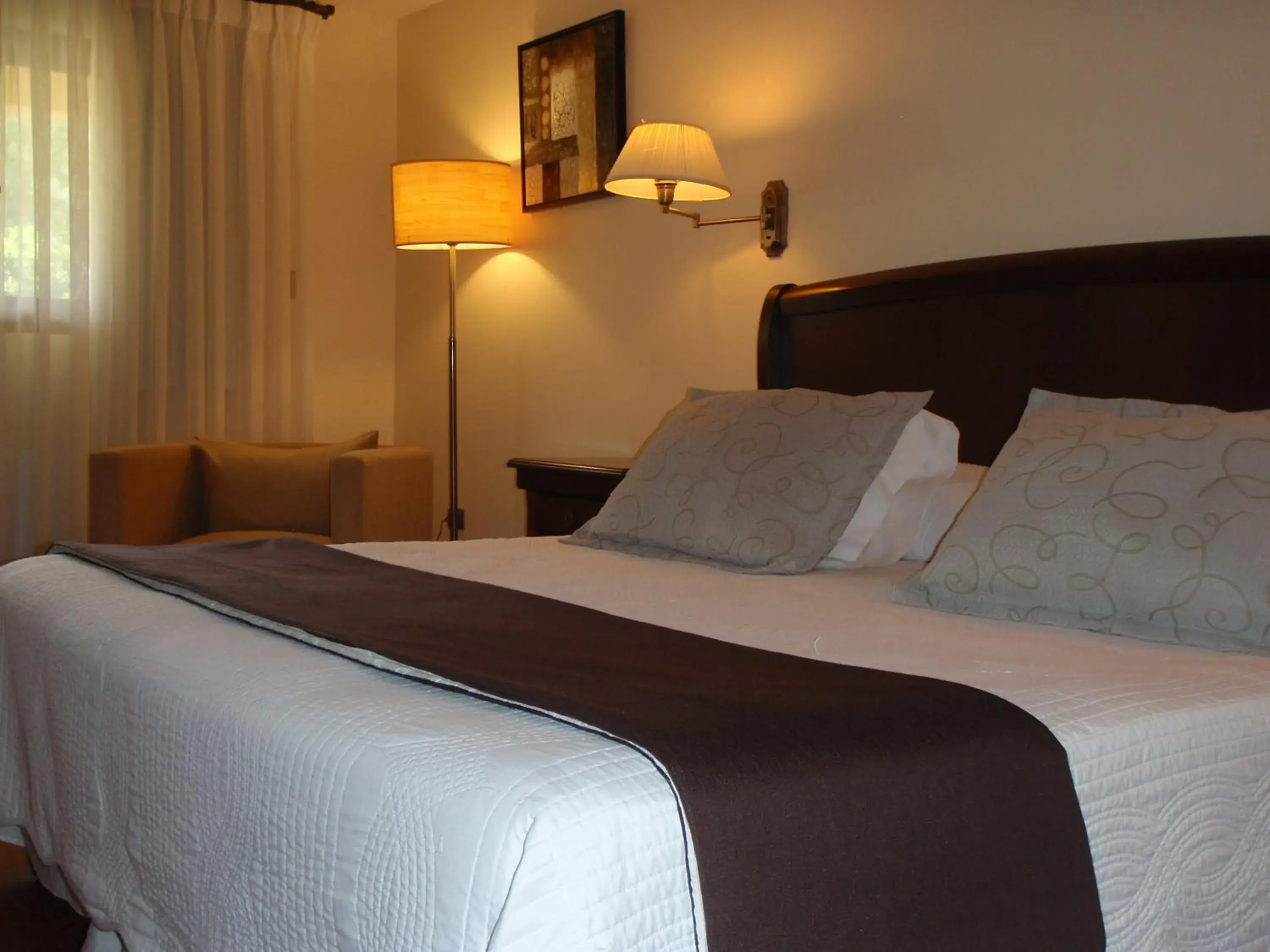 Bed in Howard Johnson Hotel Rinconada de Los Andes Bed in Howard Johnson Hotel Rinconada de Los Andes