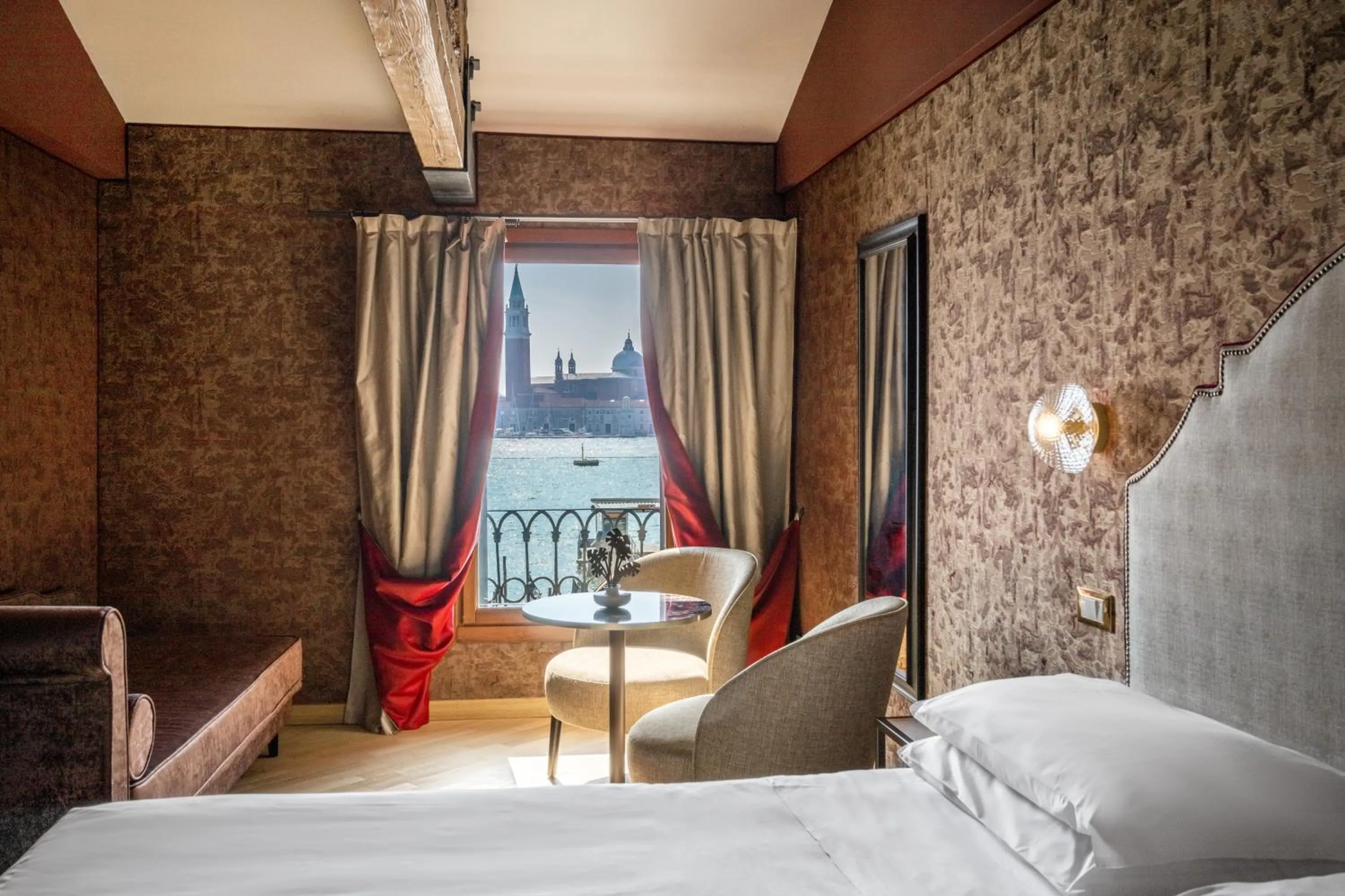 Bedroom, Bed in Hotel Paganelli