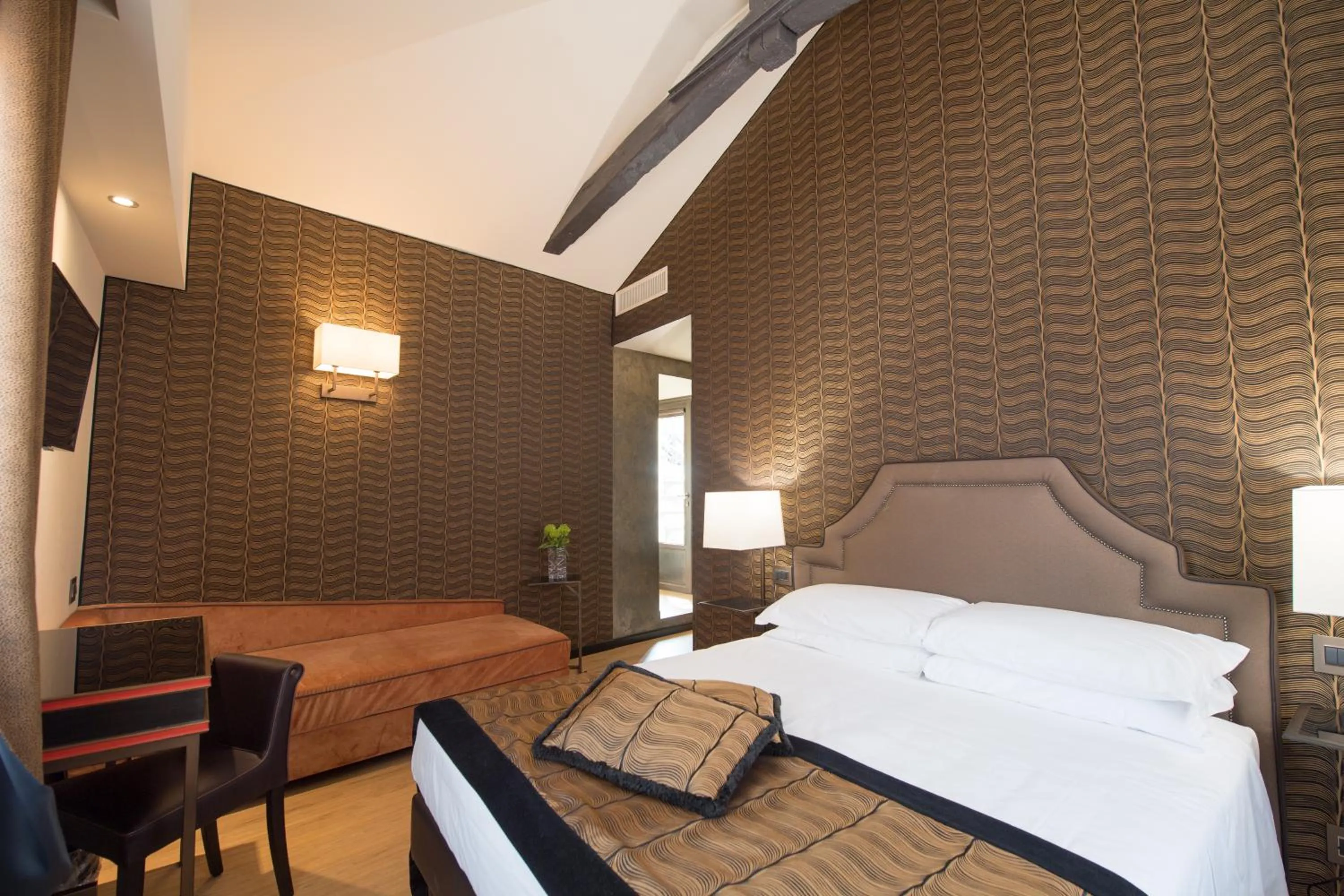 Bedroom, Bed in Hotel Paganelli