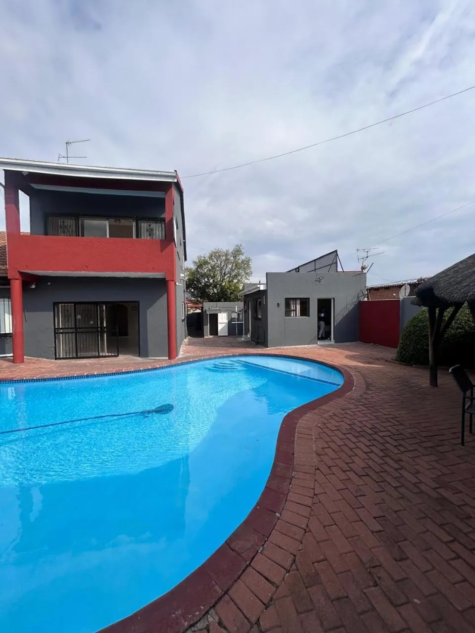 Pool view in L-PACK PRIMROSe