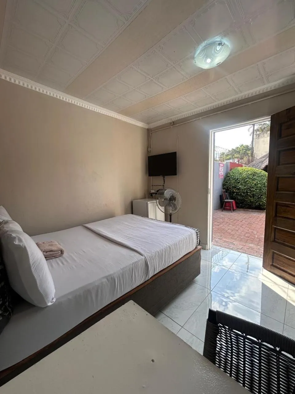 Bedroom, Bed in L-PACK PRIMROSe