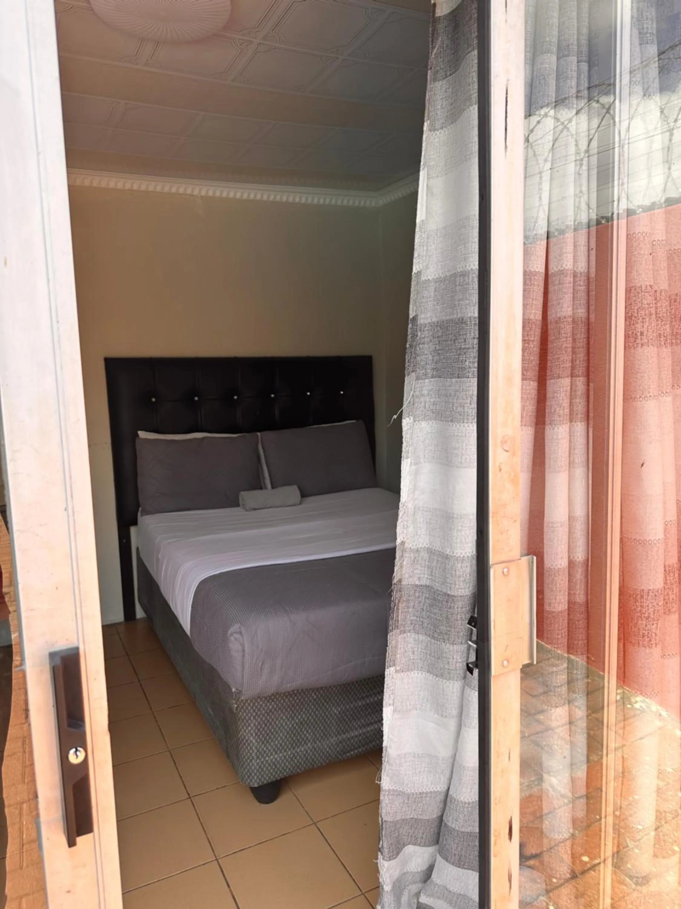 Bed in L-PACK PRIMROSe