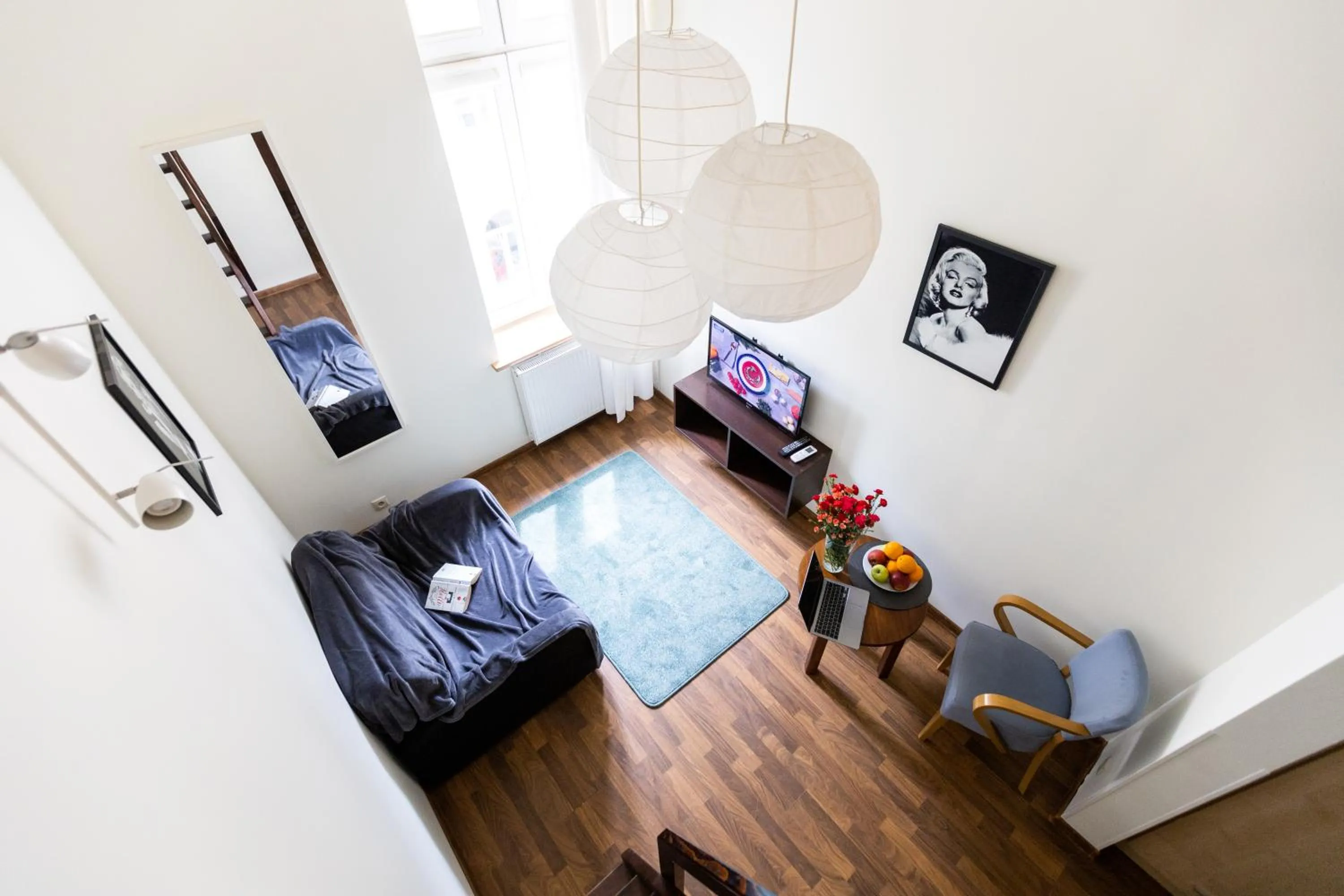 Photo of the whole room in Salve station