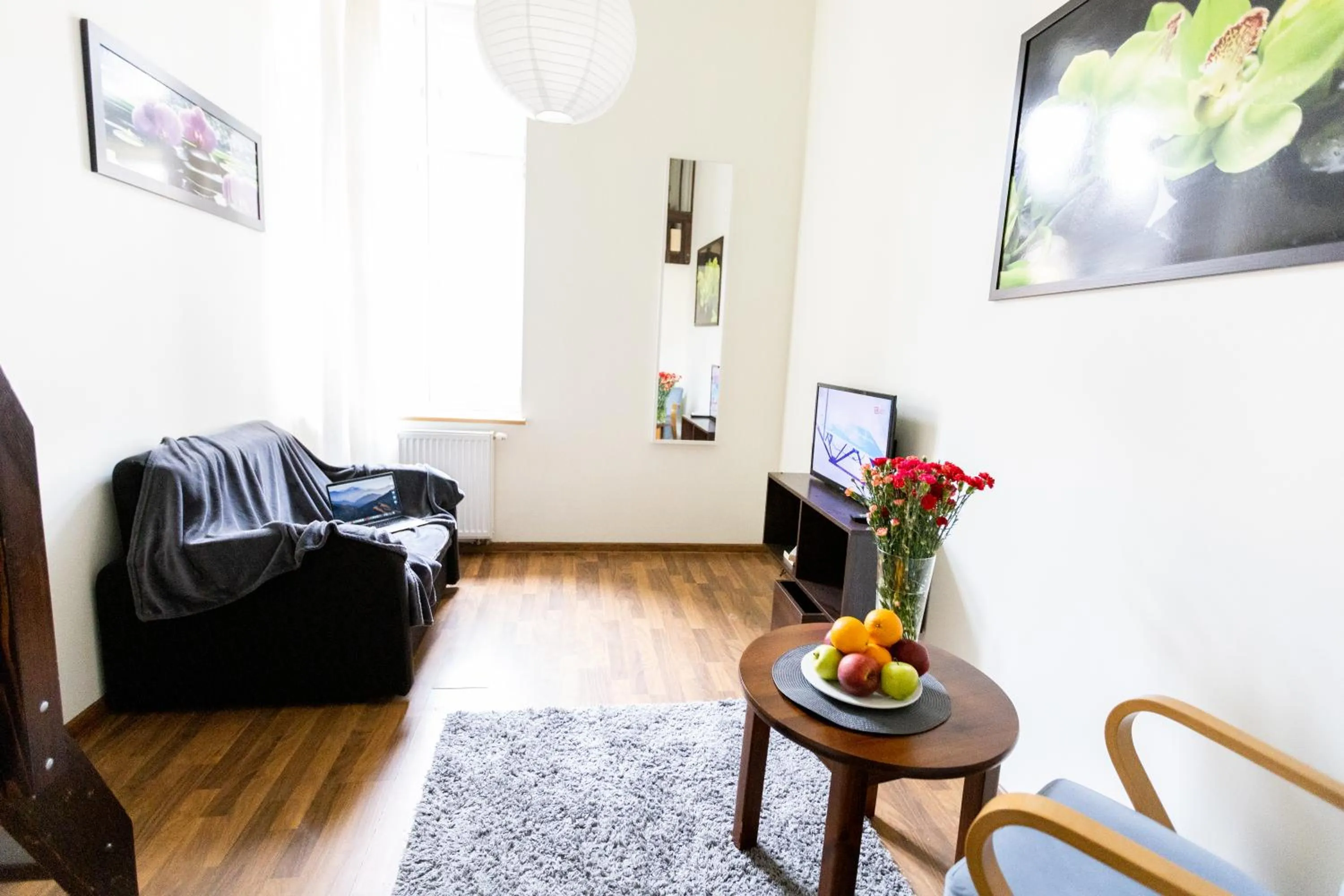 Photo of the whole room in Salve station