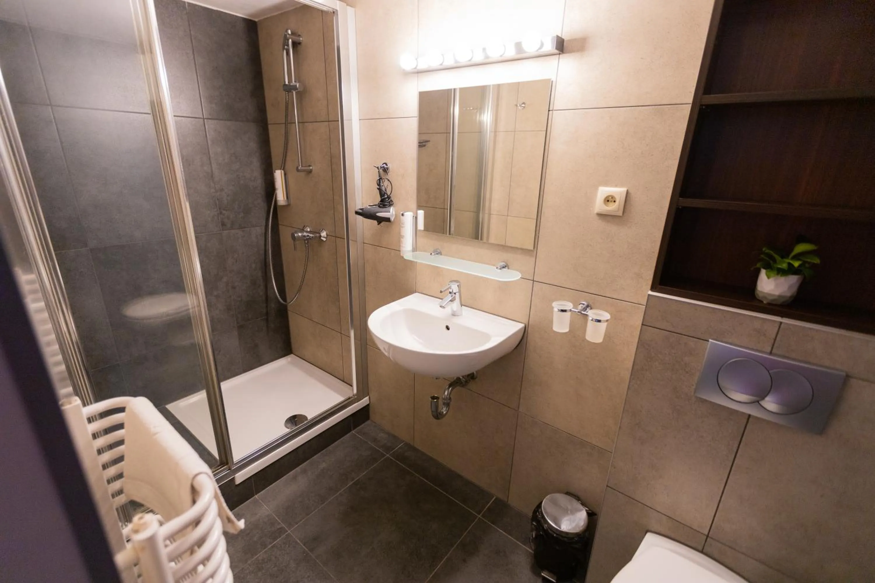 Toilet in Salve station