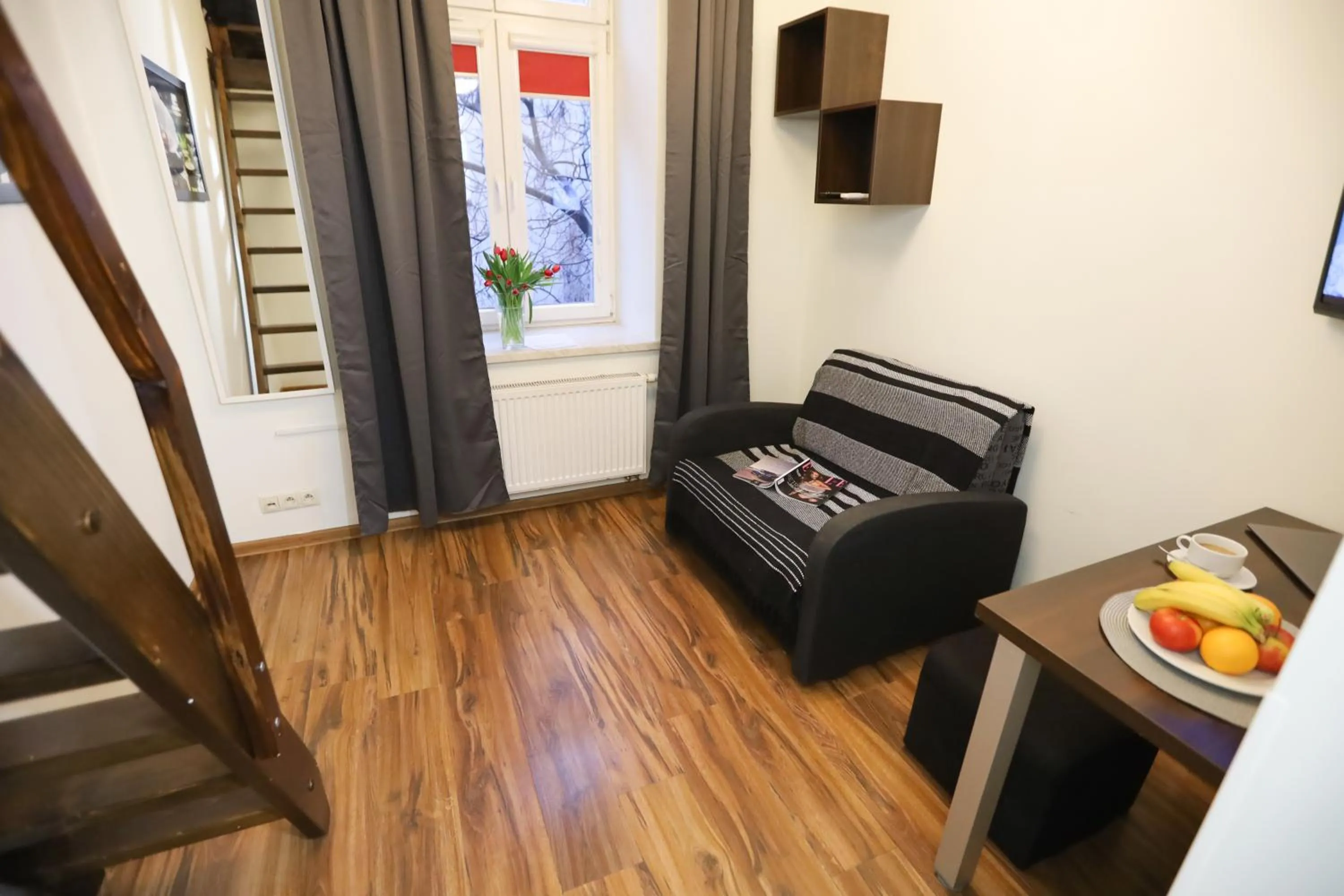 Photo of the whole room in Salve station