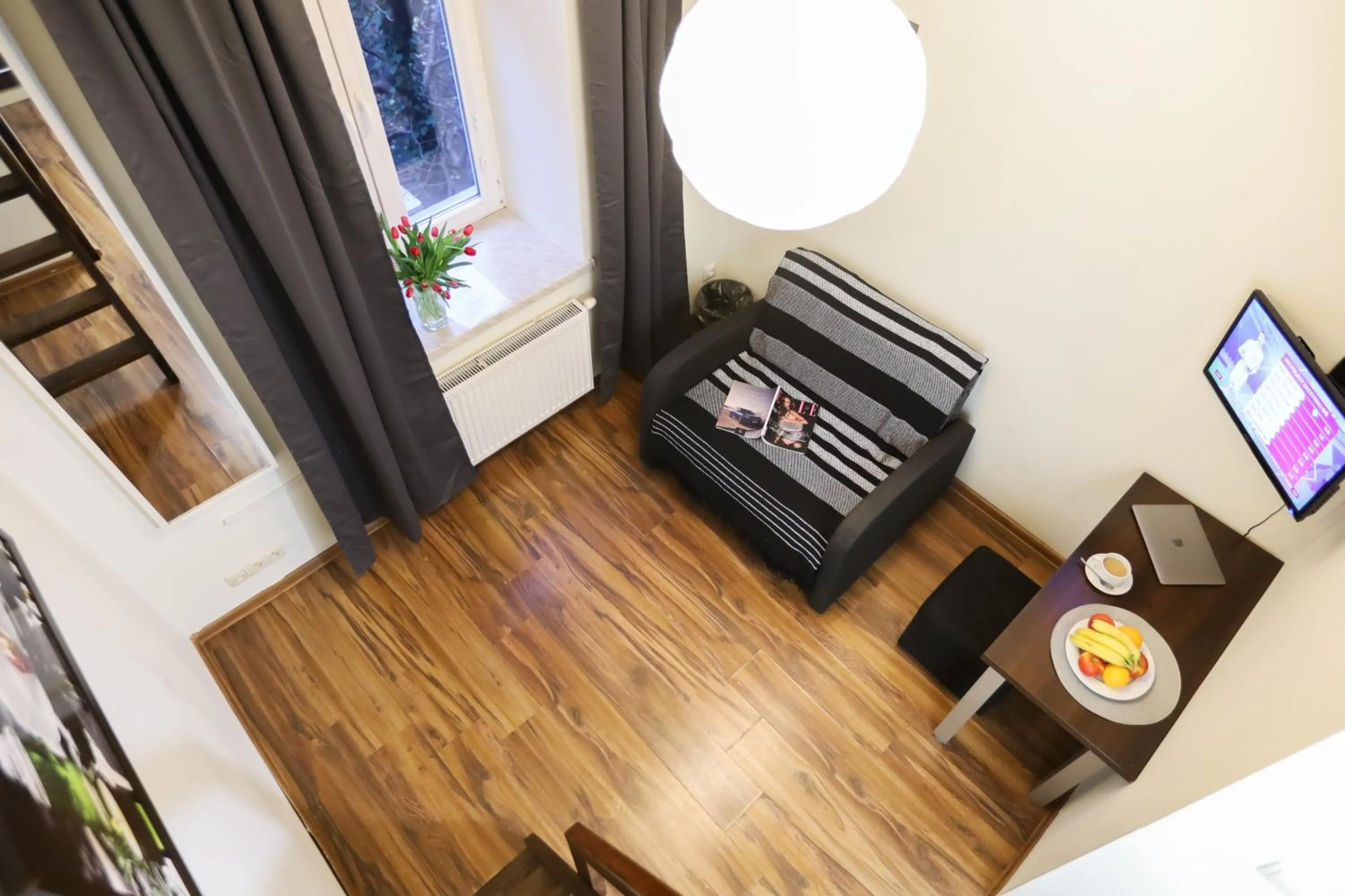 Photo of the whole room in Salve station