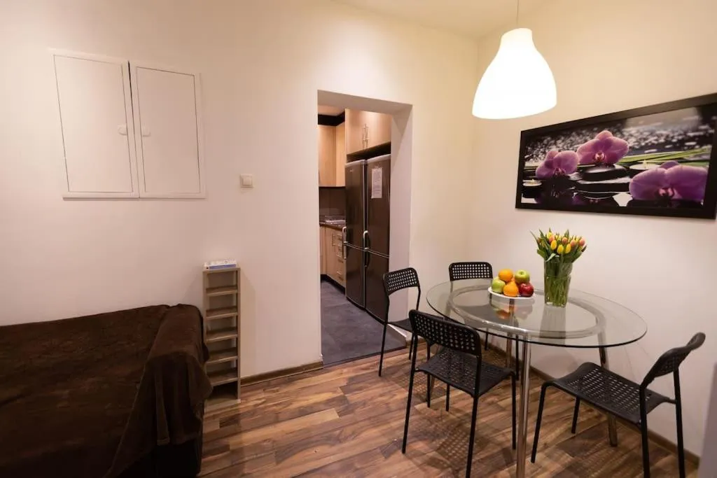 Kitchen or kitchenette in Salve station