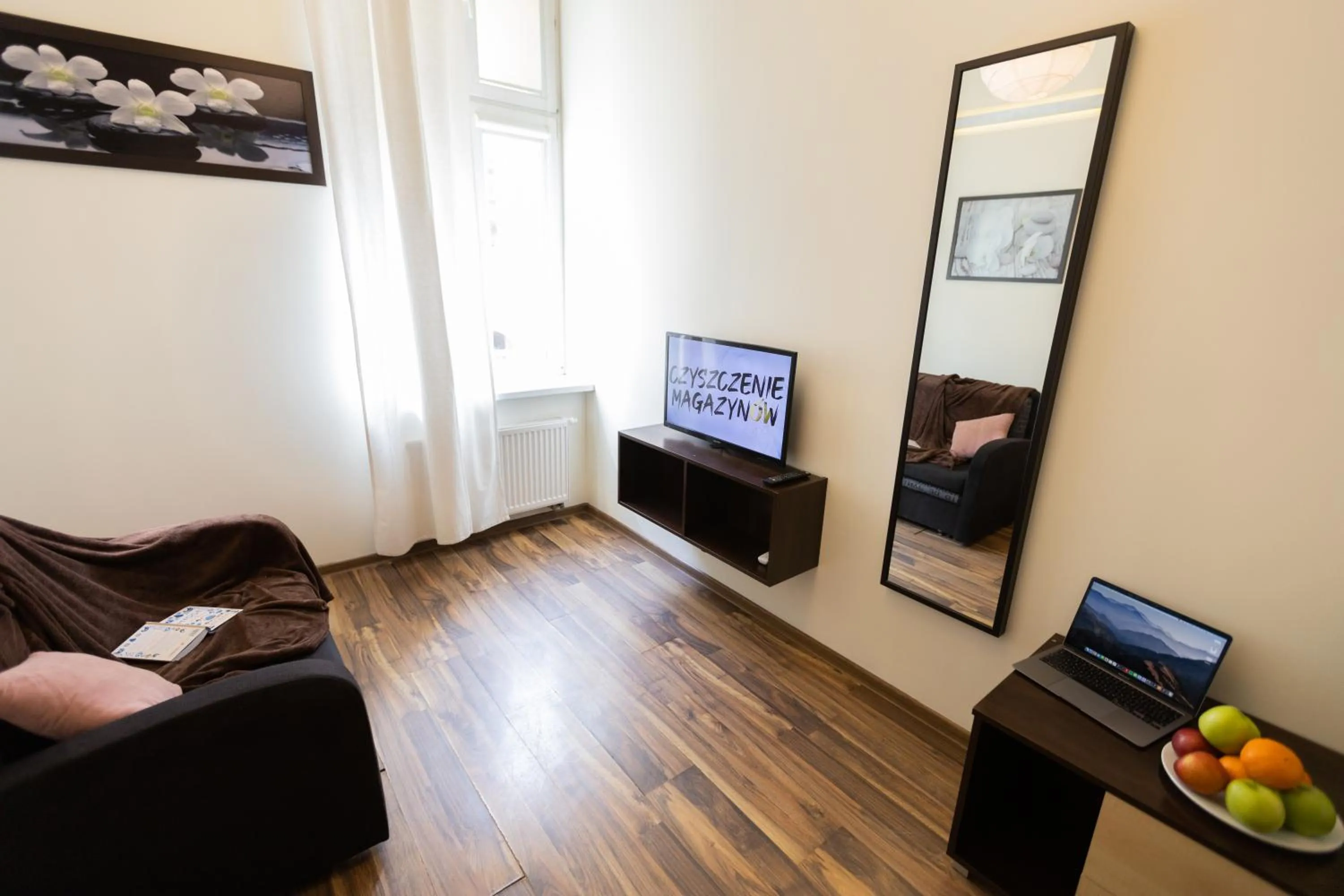 Photo of the whole room in Salve station