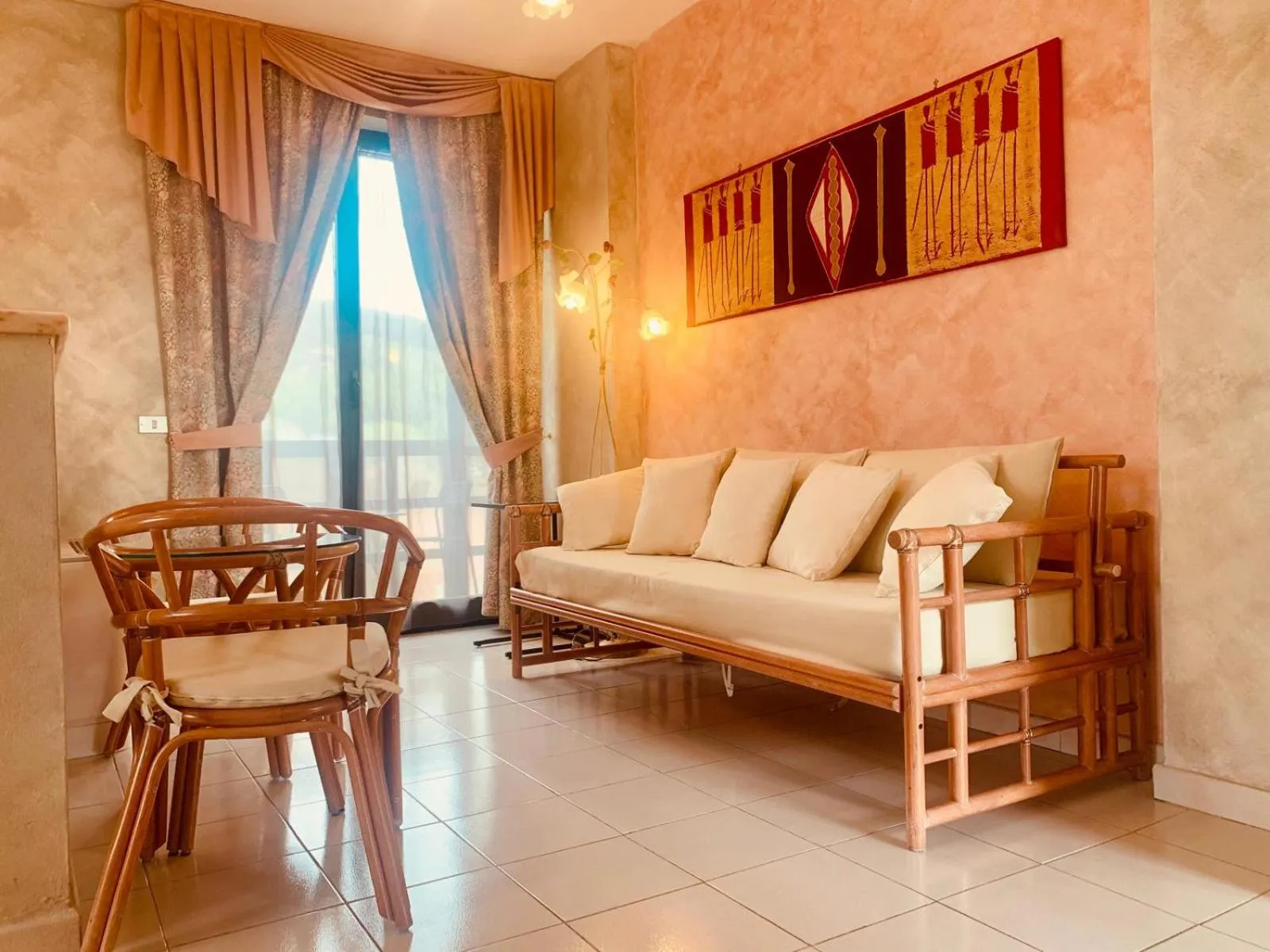 Living room in River Park Hotel