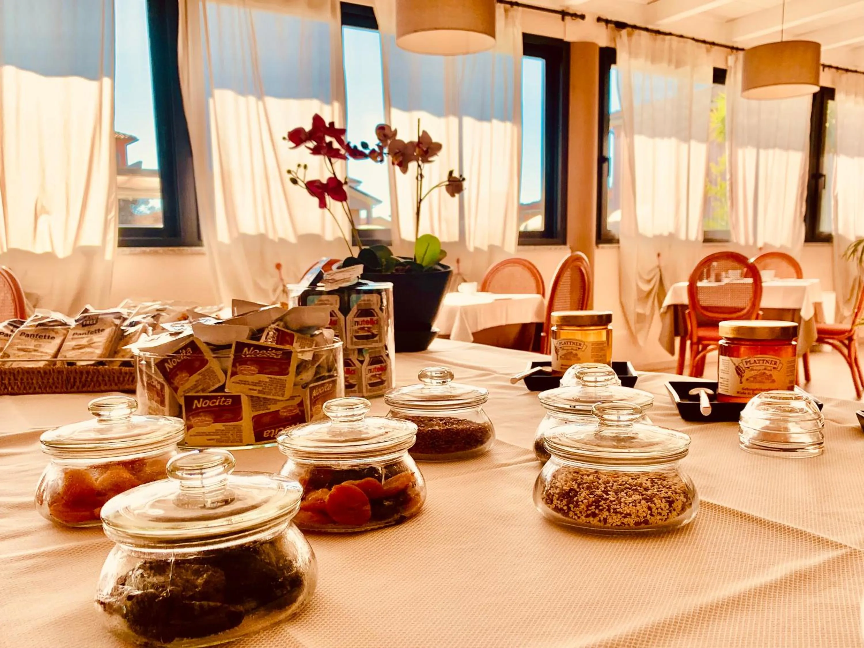 Breakfast in River Park Hotel