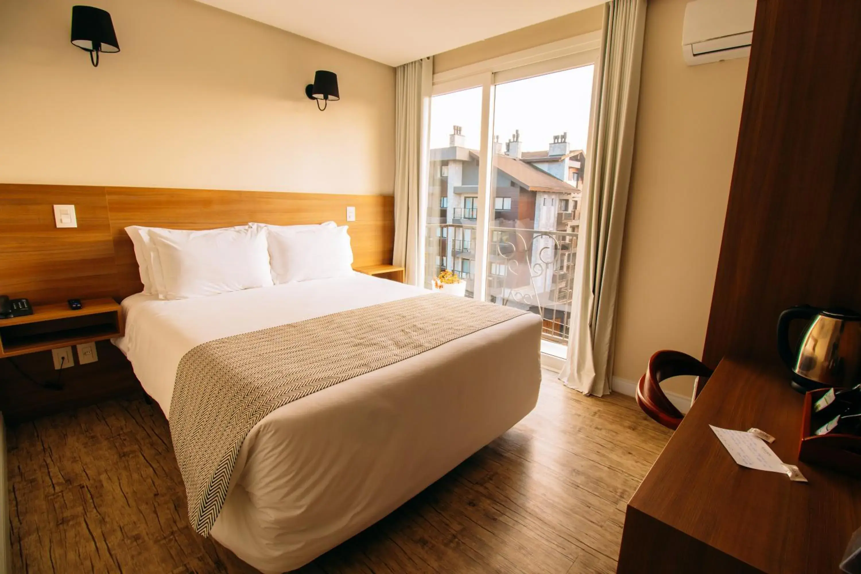 Queen Room with Balcony in Augusta Centro Hotel Queen Room with Balcony in Augusta Centro Hotel