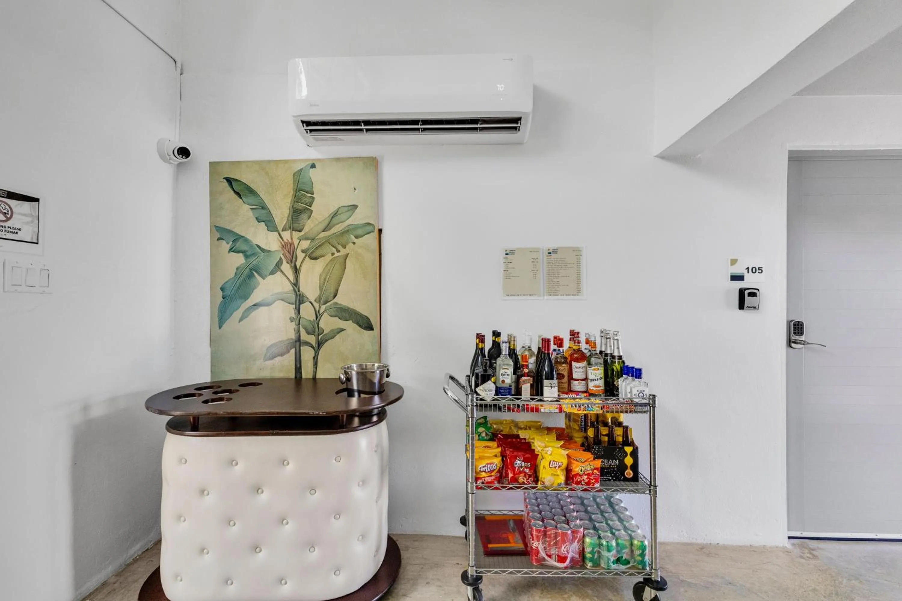 Food and drinks in Viento Beach Lodge