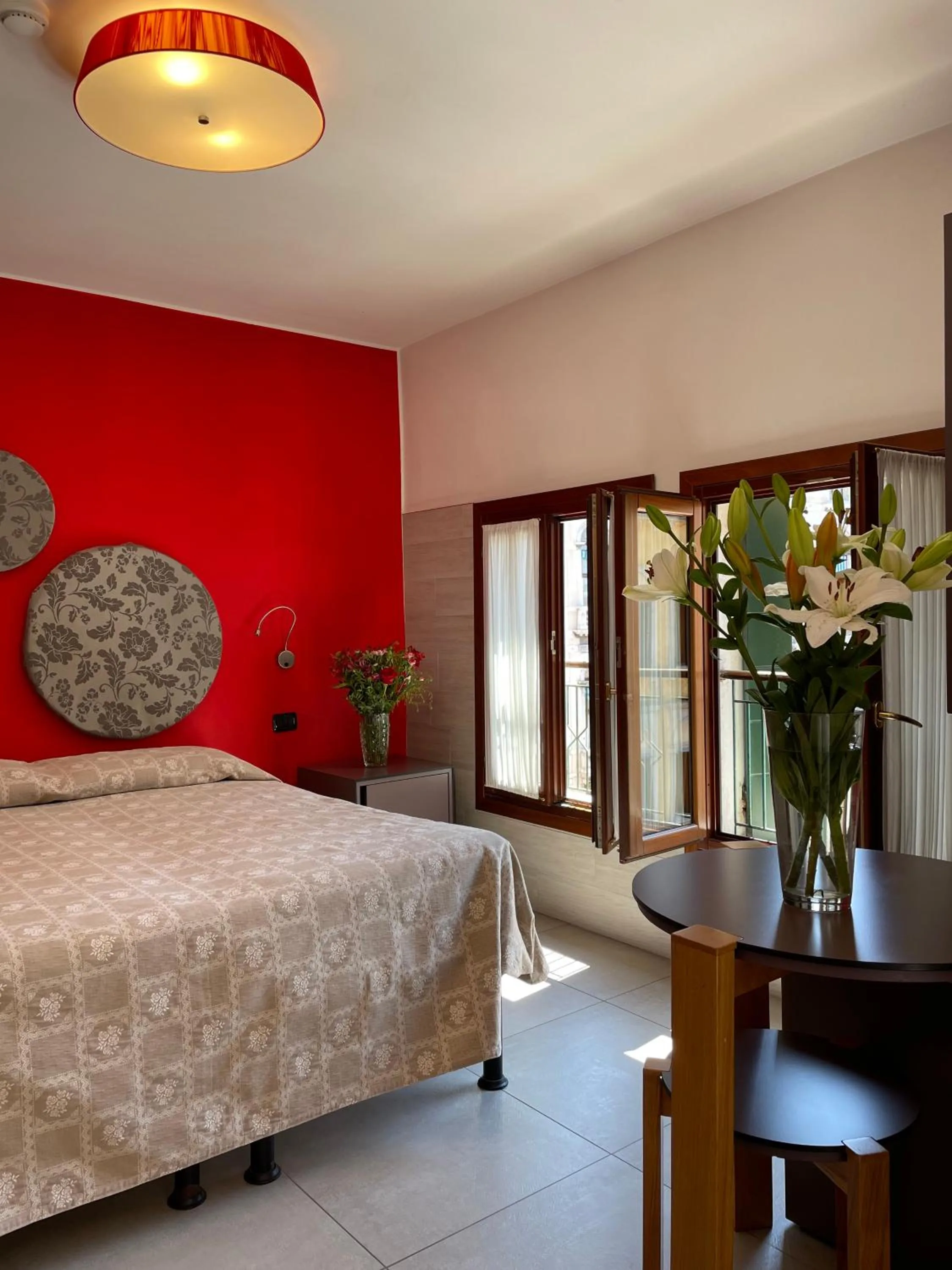 Bed in Hotel San Geremia