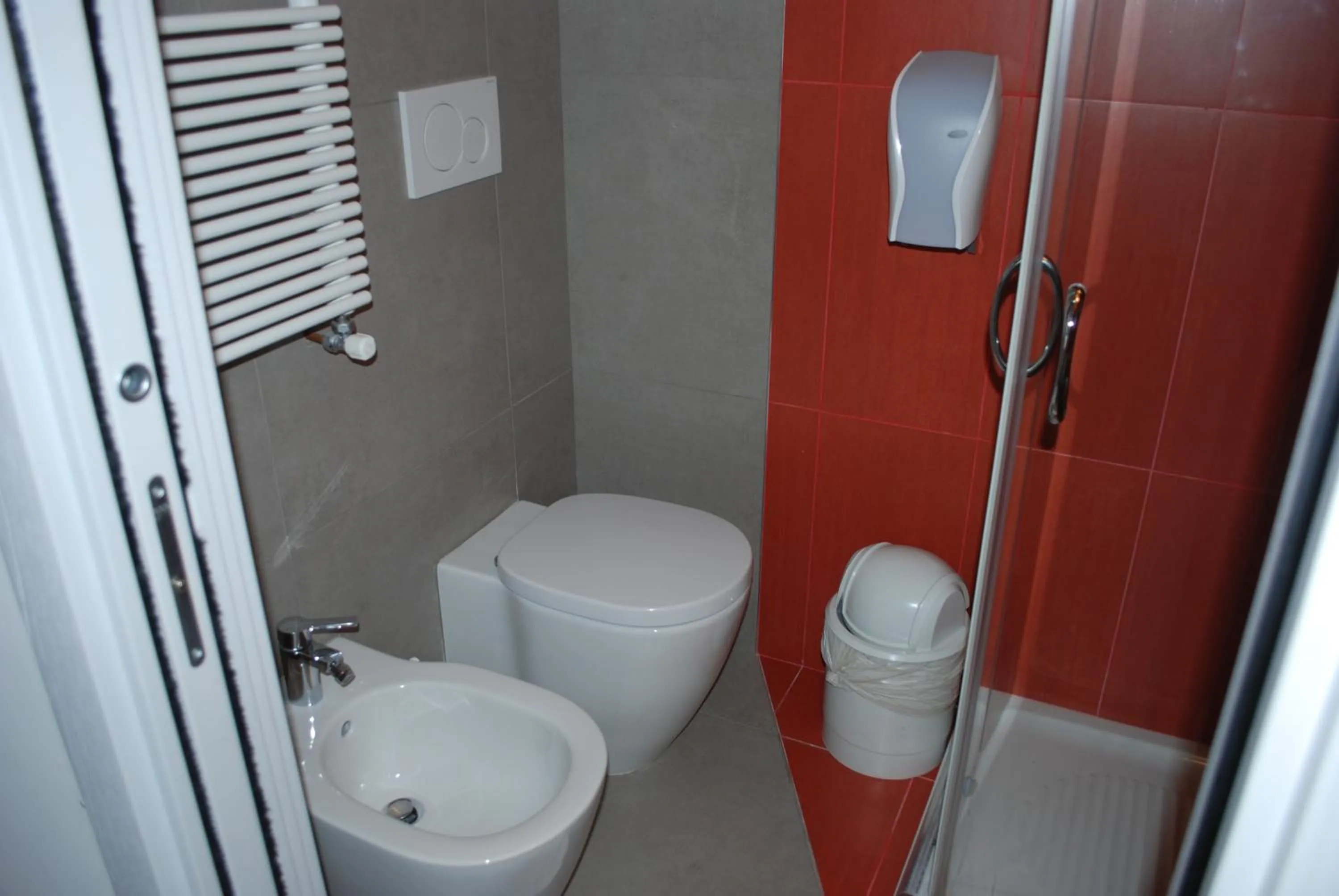 Toilet in Hotel San Geremia