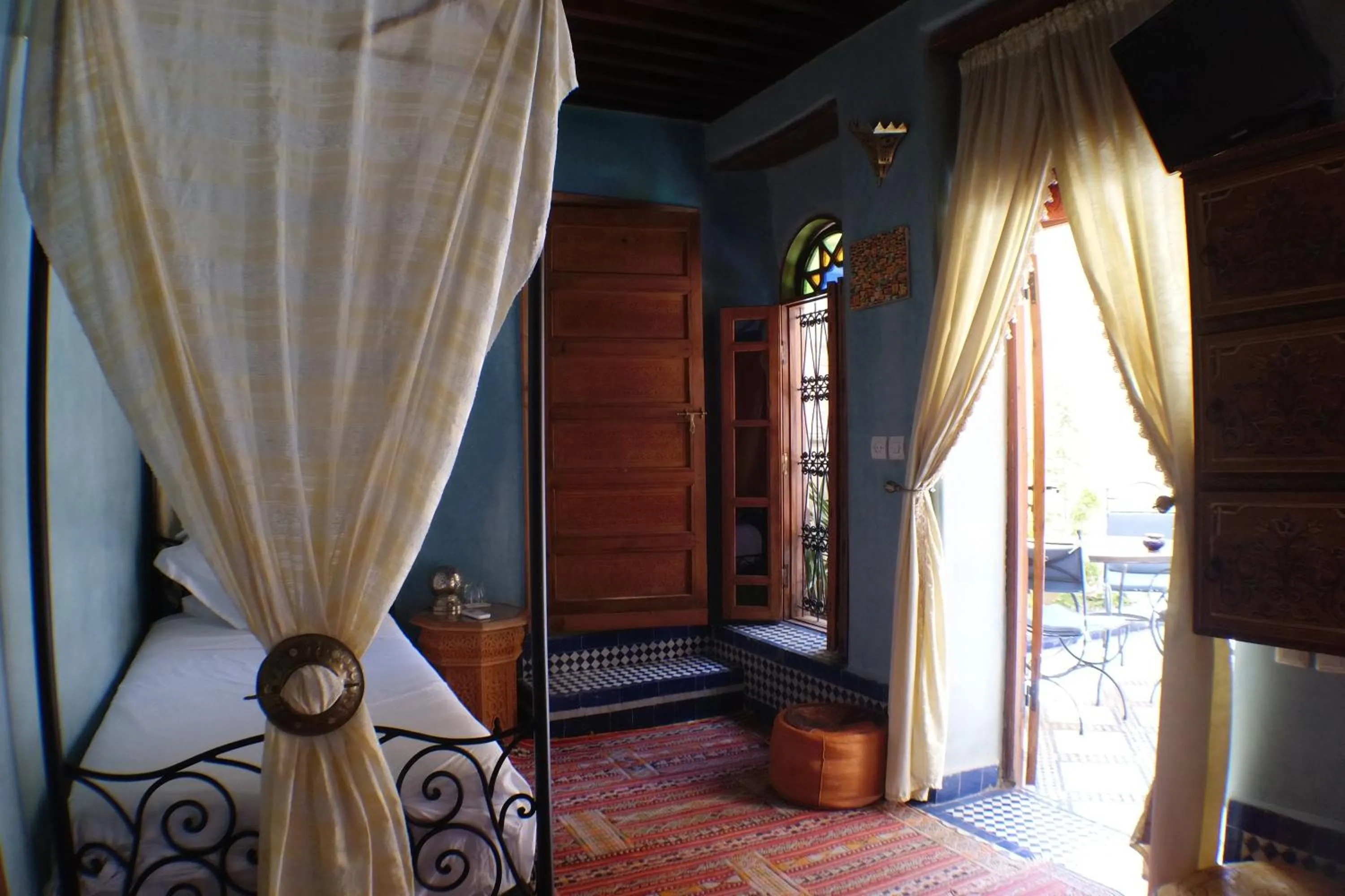 Bed in Riad Layalina Fes