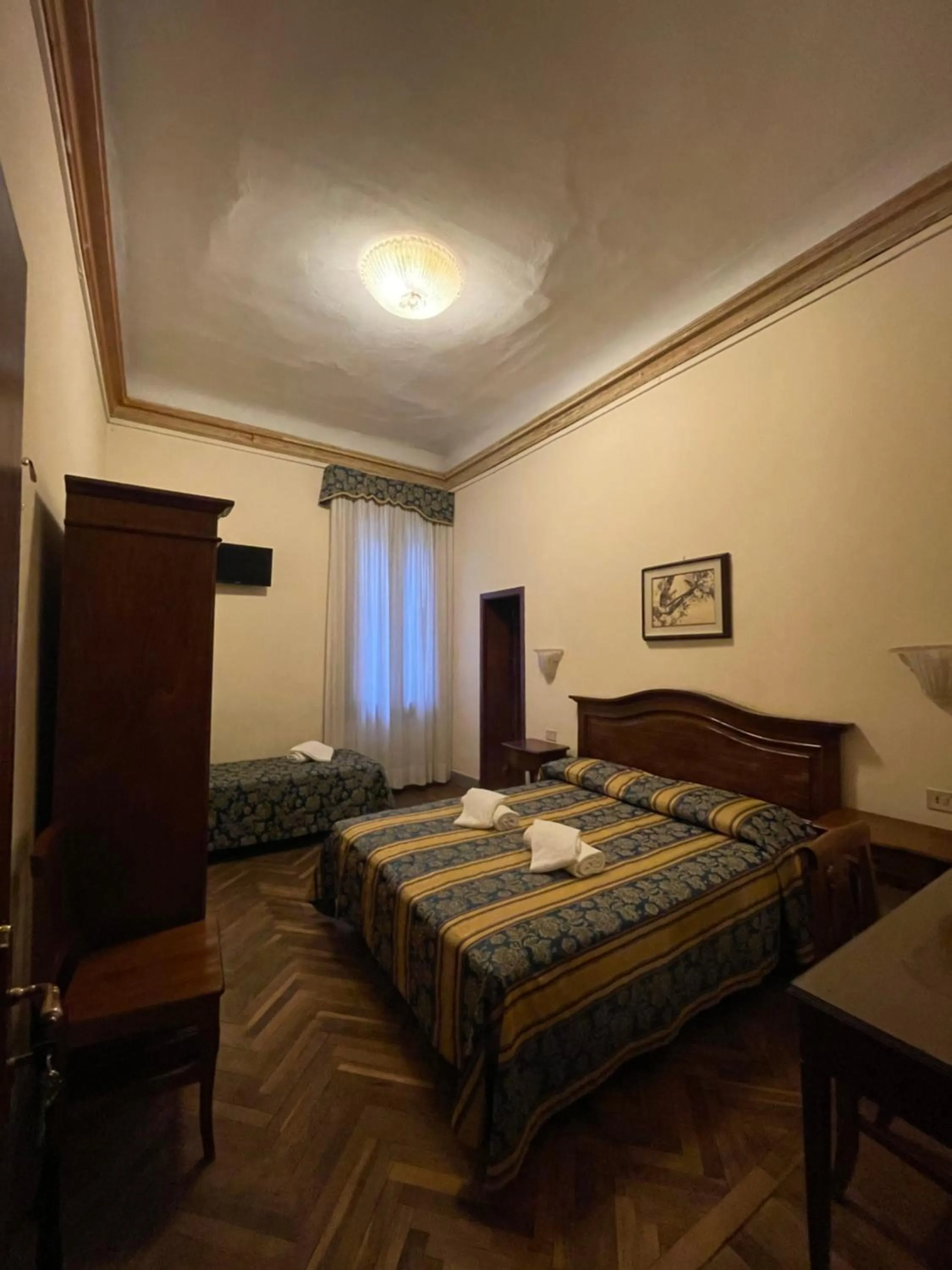 Bedroom in Hotel Alla Fava