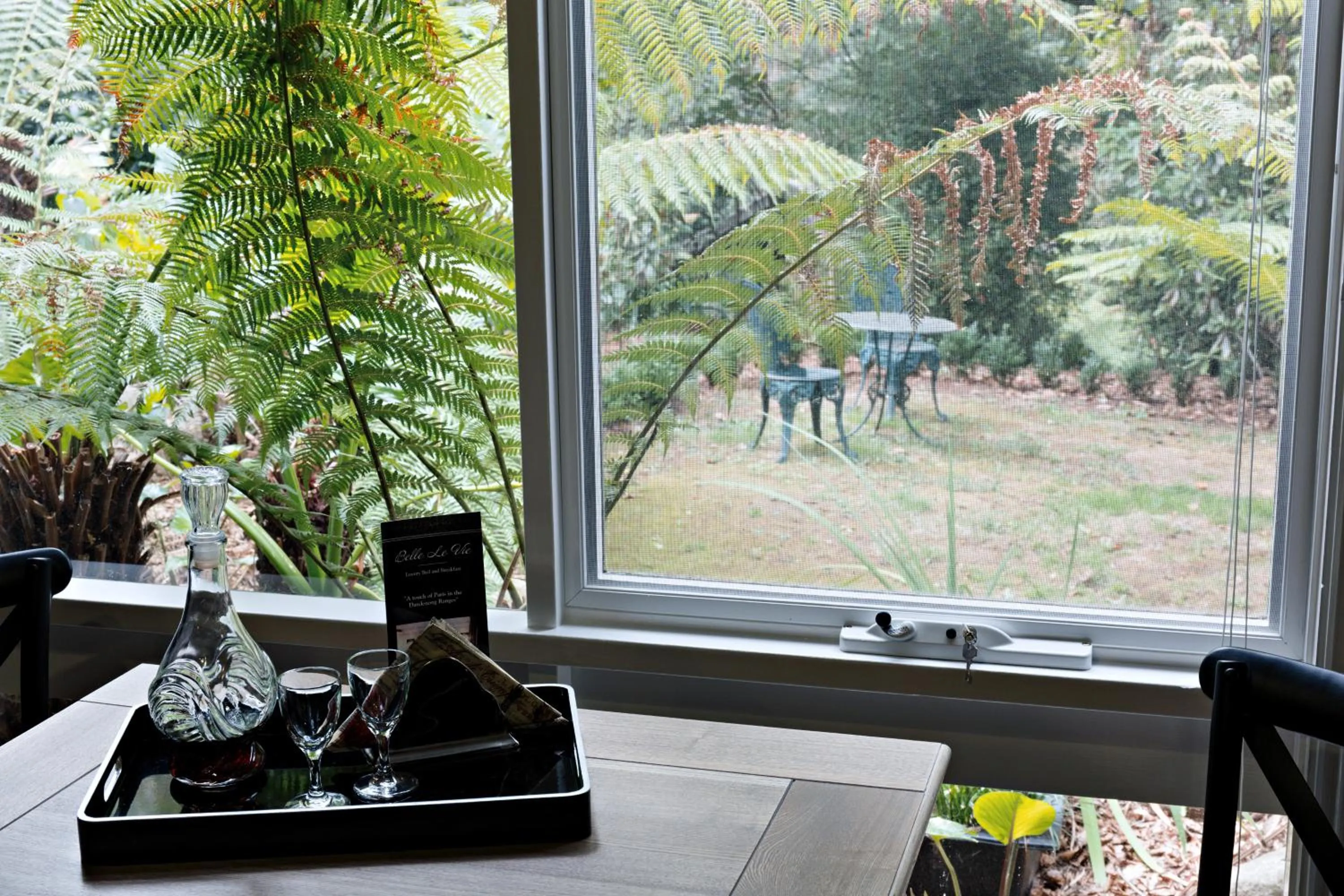 Dining area in Belle Le Vie