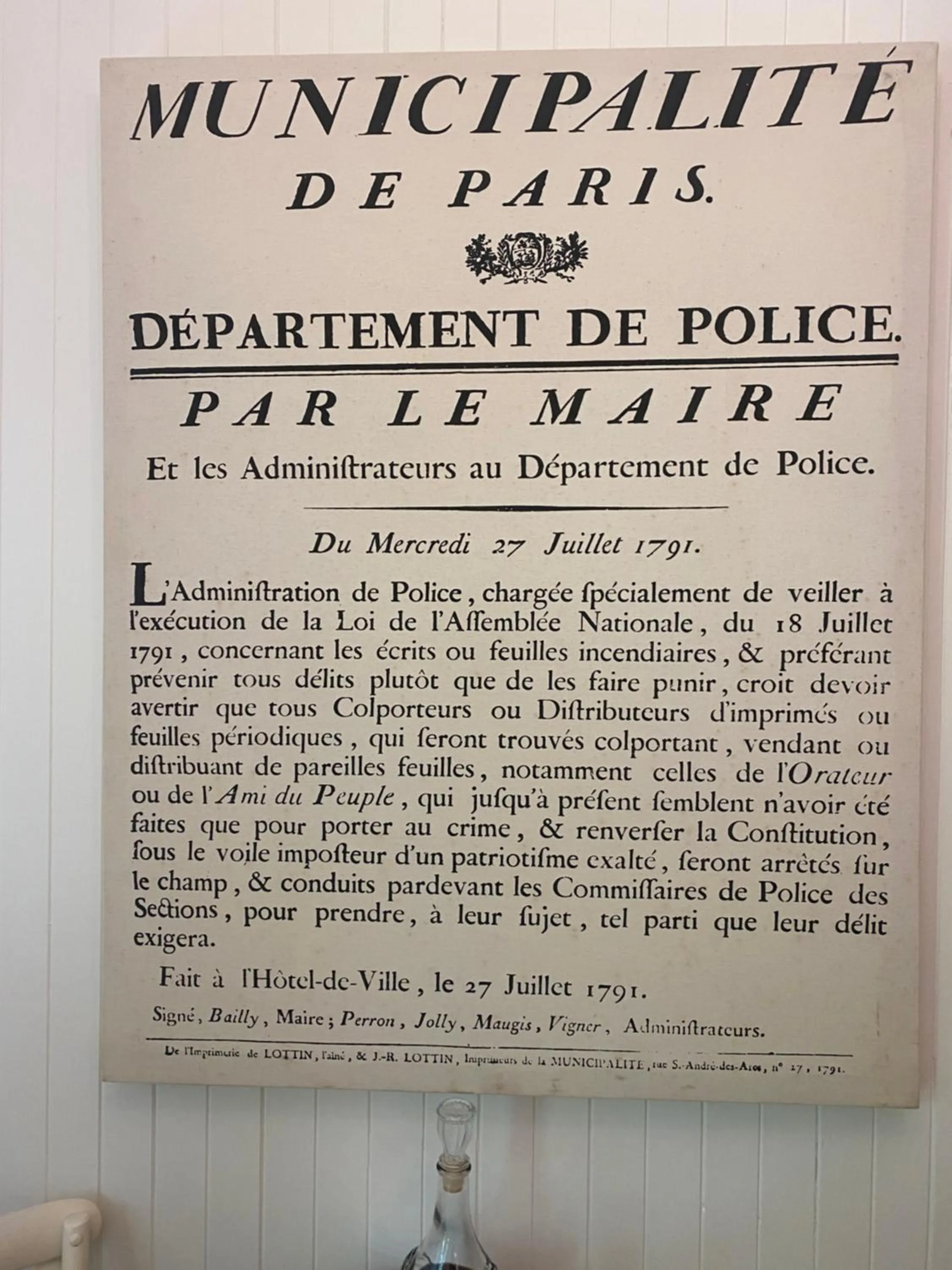 Decorative detail in Belle Le Vie