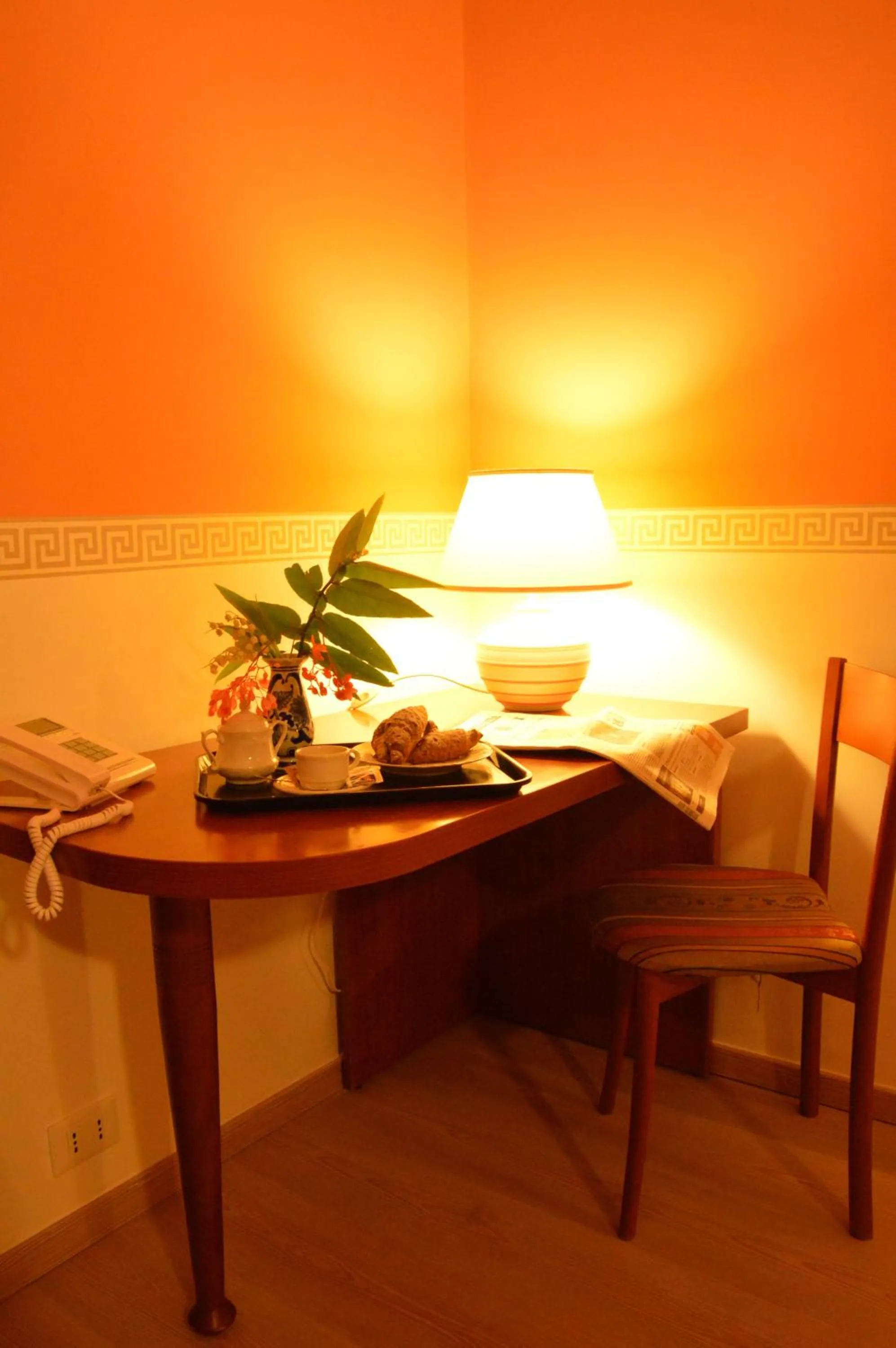 Seating area in Hotel Genova