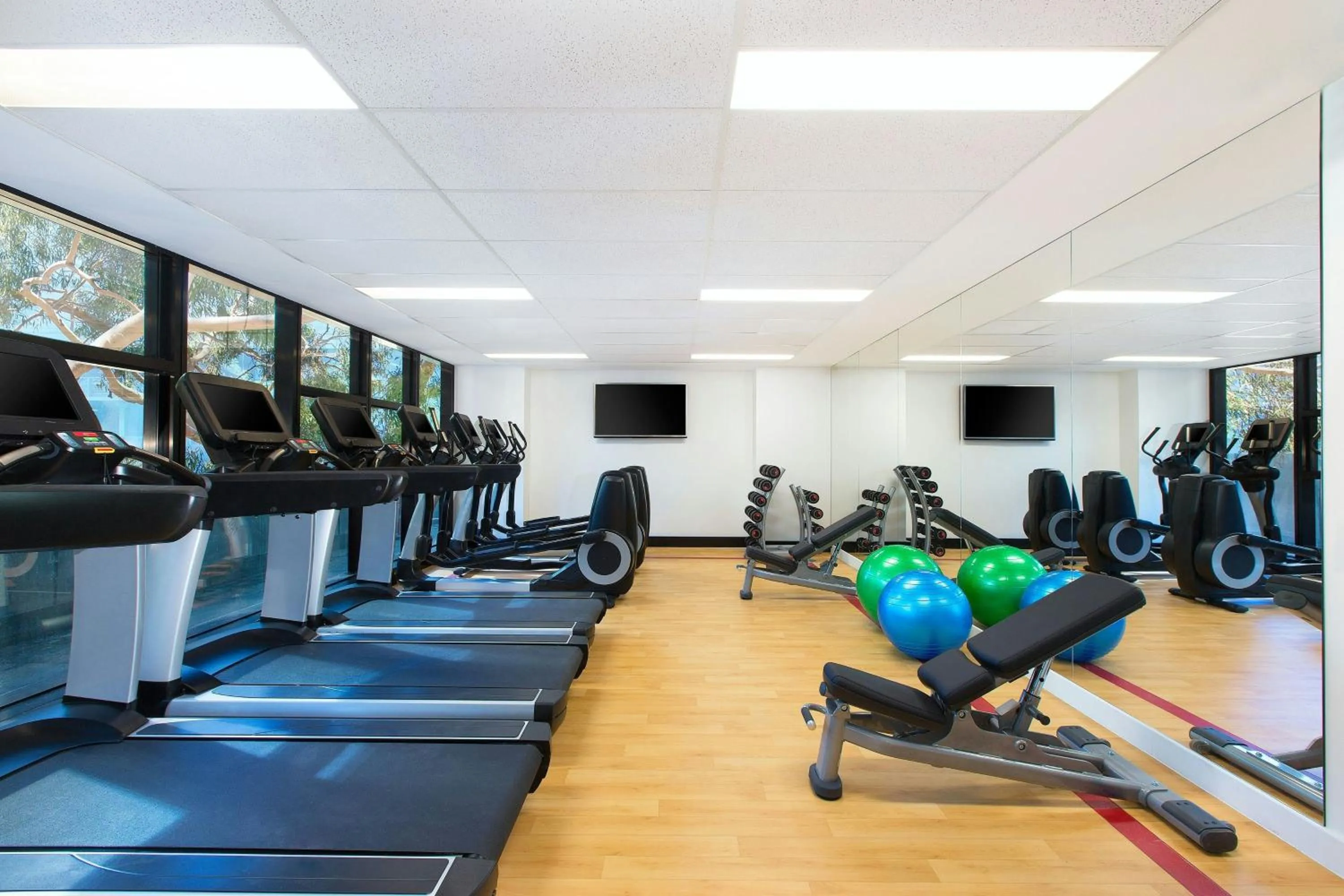 Fitness centre/facilities in Sheraton Melbourne Hotel