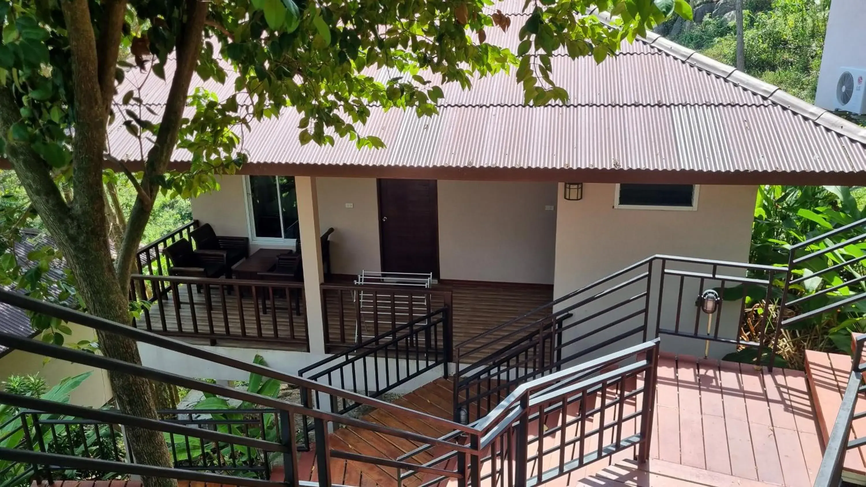 Deluxe Bungalow with Garden View in PawPaw Resort Deluxe Bungalow with Garden View in PawPaw Resort