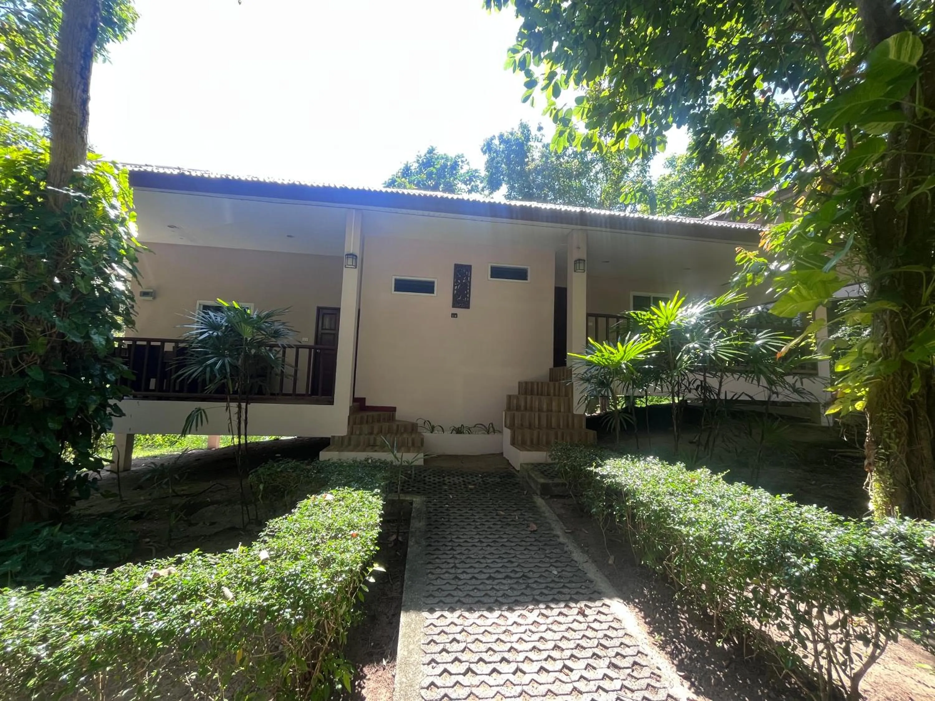 Property building in PawPaw Resort