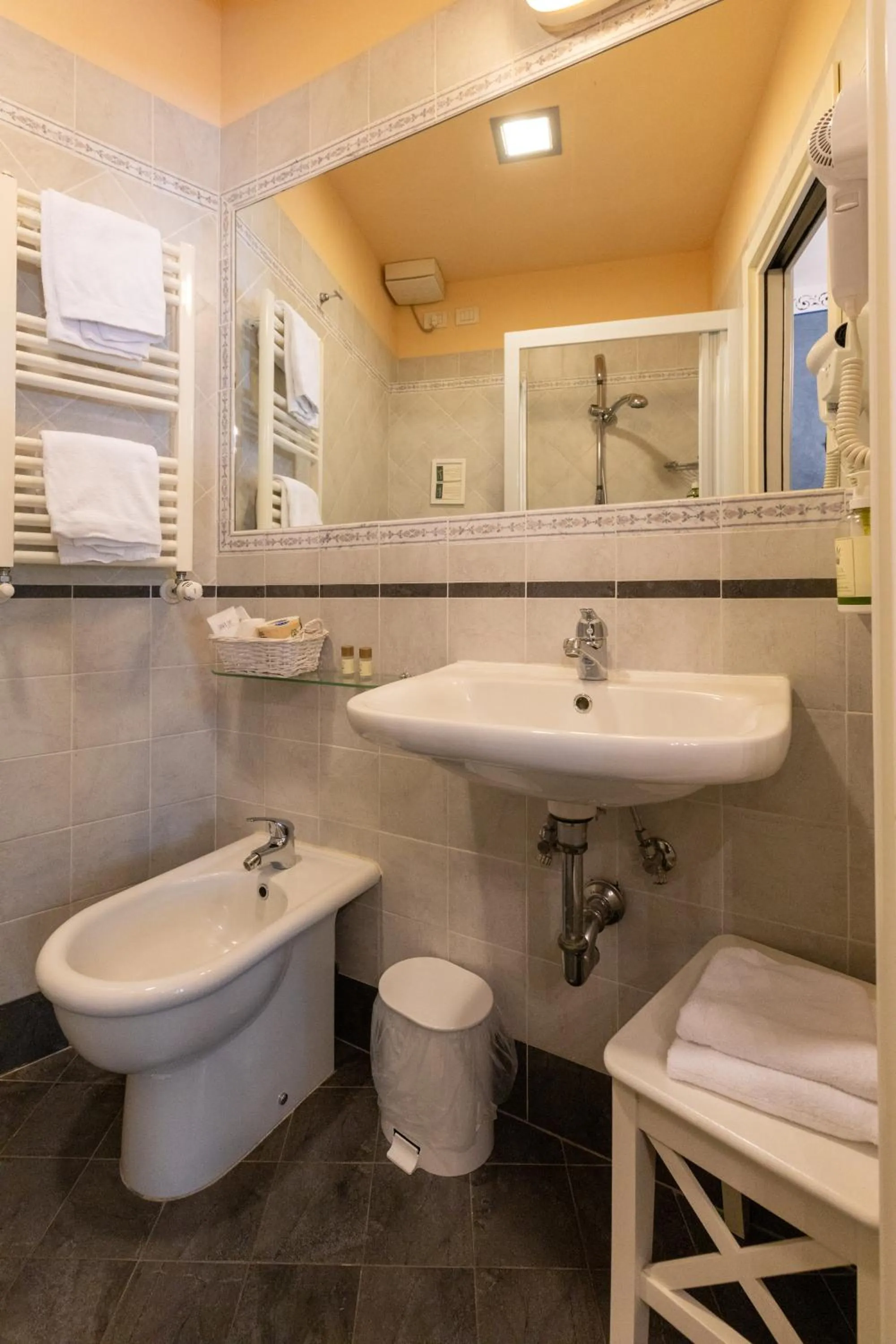 Shower in Hotel Bellavista Impruneta