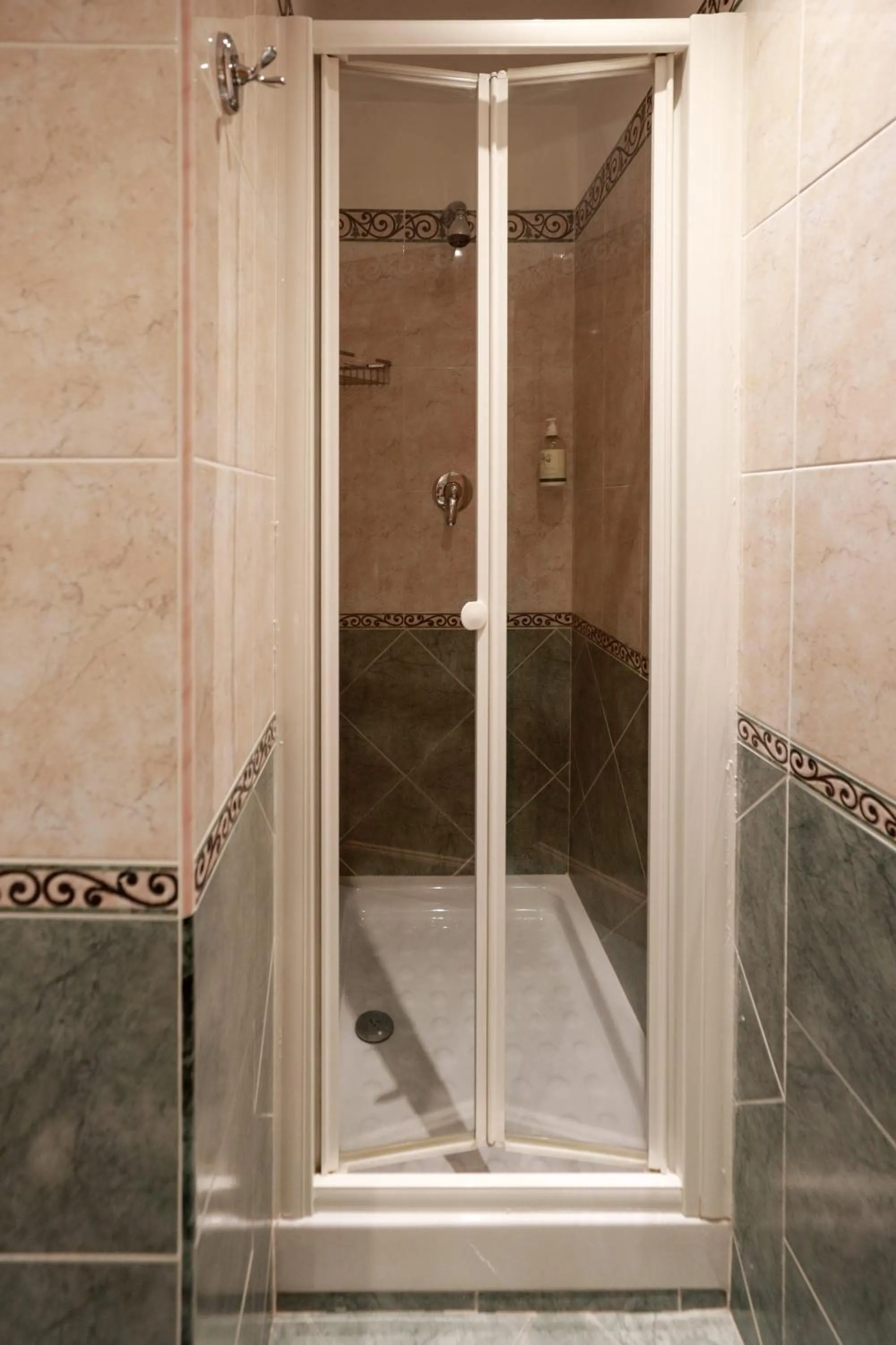 Shower in Hotel Bellavista Impruneta