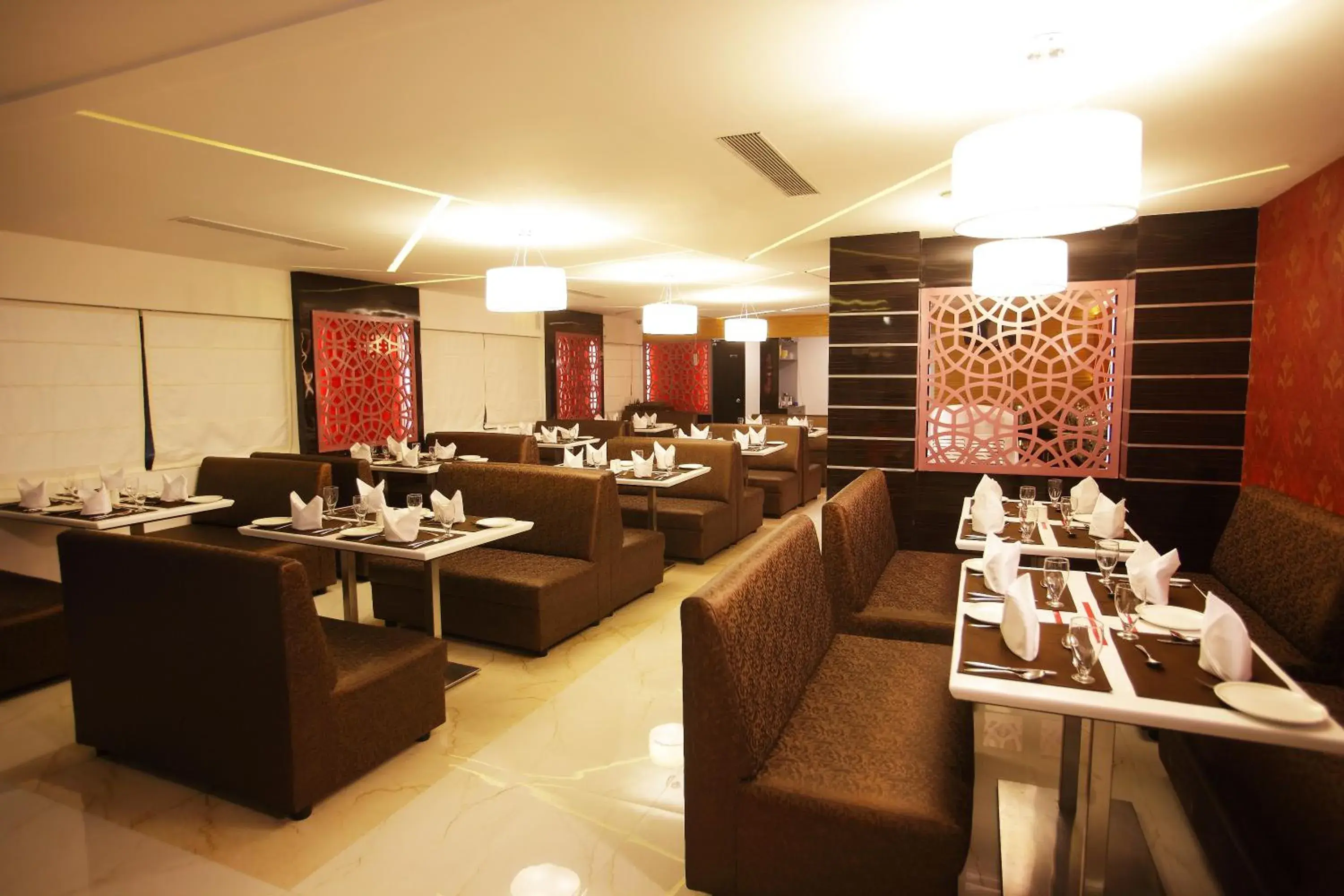 Restaurant/places to eat in Hilarity Inn Restaurant/places to eat in Hilarity Inn