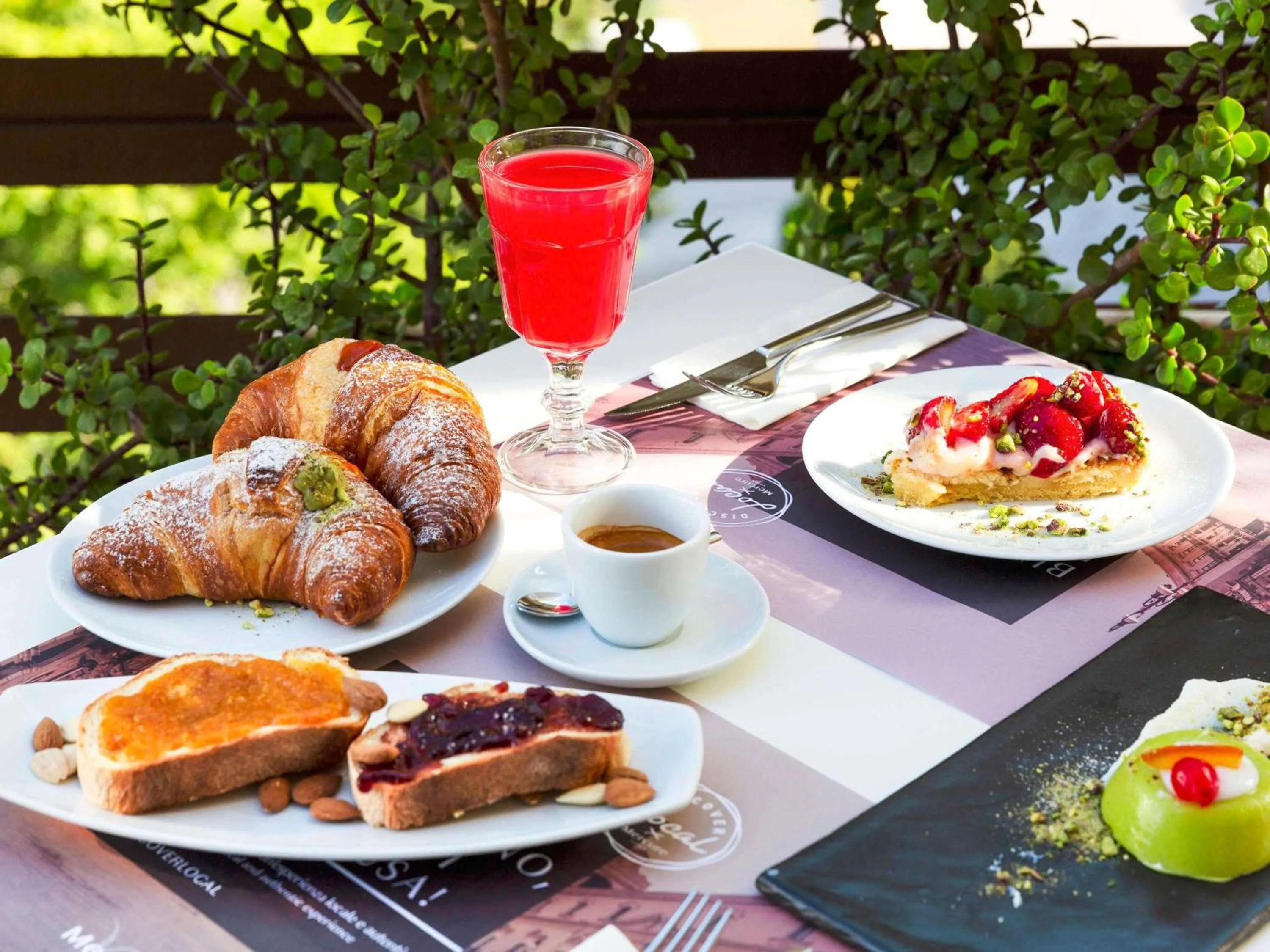 Breakfast in Hotel Mercure Siracusa