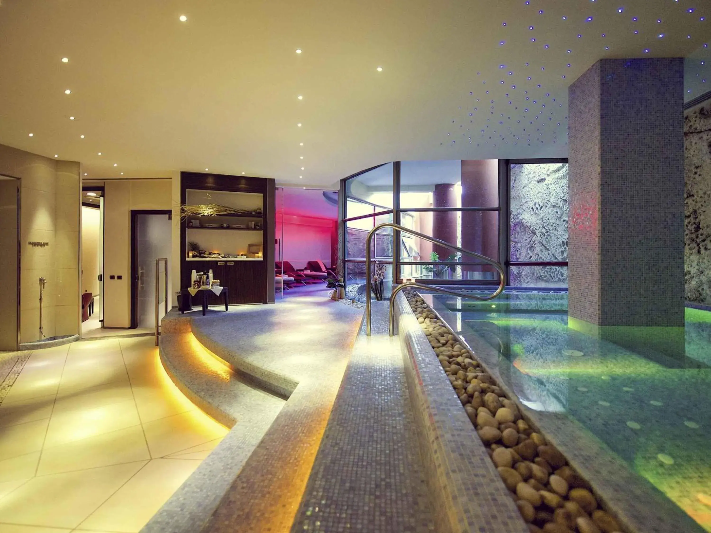 Property building in Hotel Mercure Siracusa Property building in Hotel Mercure Siracusa