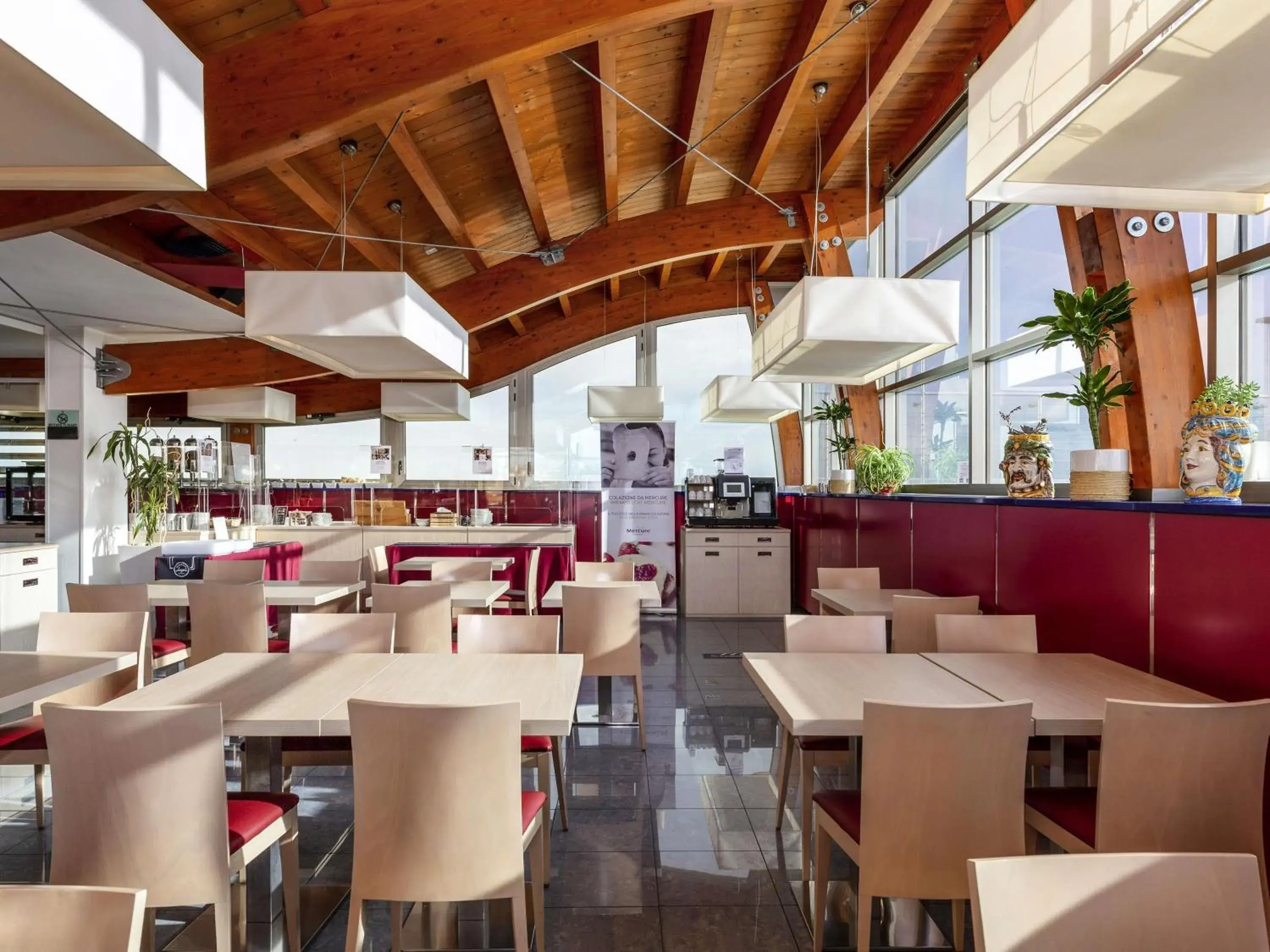 Restaurant/places to eat in Hotel Mercure Siracusa Restaurant/places to eat in Hotel Mercure Siracusa