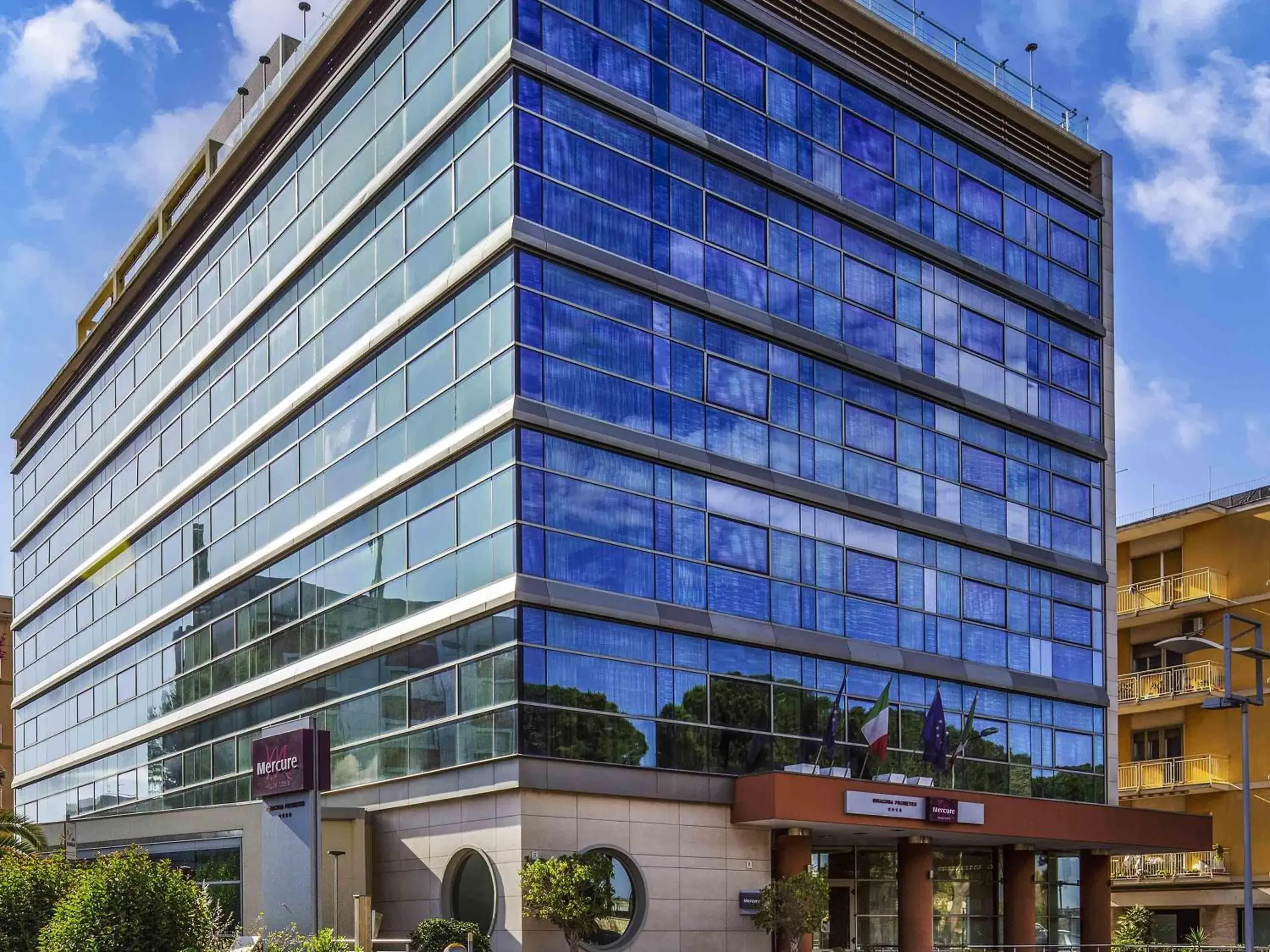Property building in Hotel Mercure Siracusa Property building in Hotel Mercure Siracusa