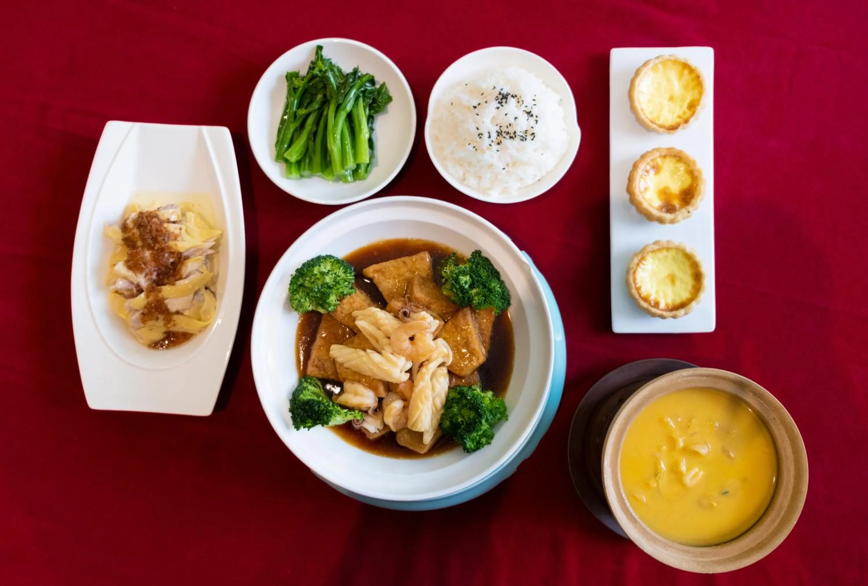 Huaqiang Plaza Hotel Shenzhen, Enjoy Complimentary Mini Bar & Night Snack, Add breakfast - enjoy complimentary afternoon tea