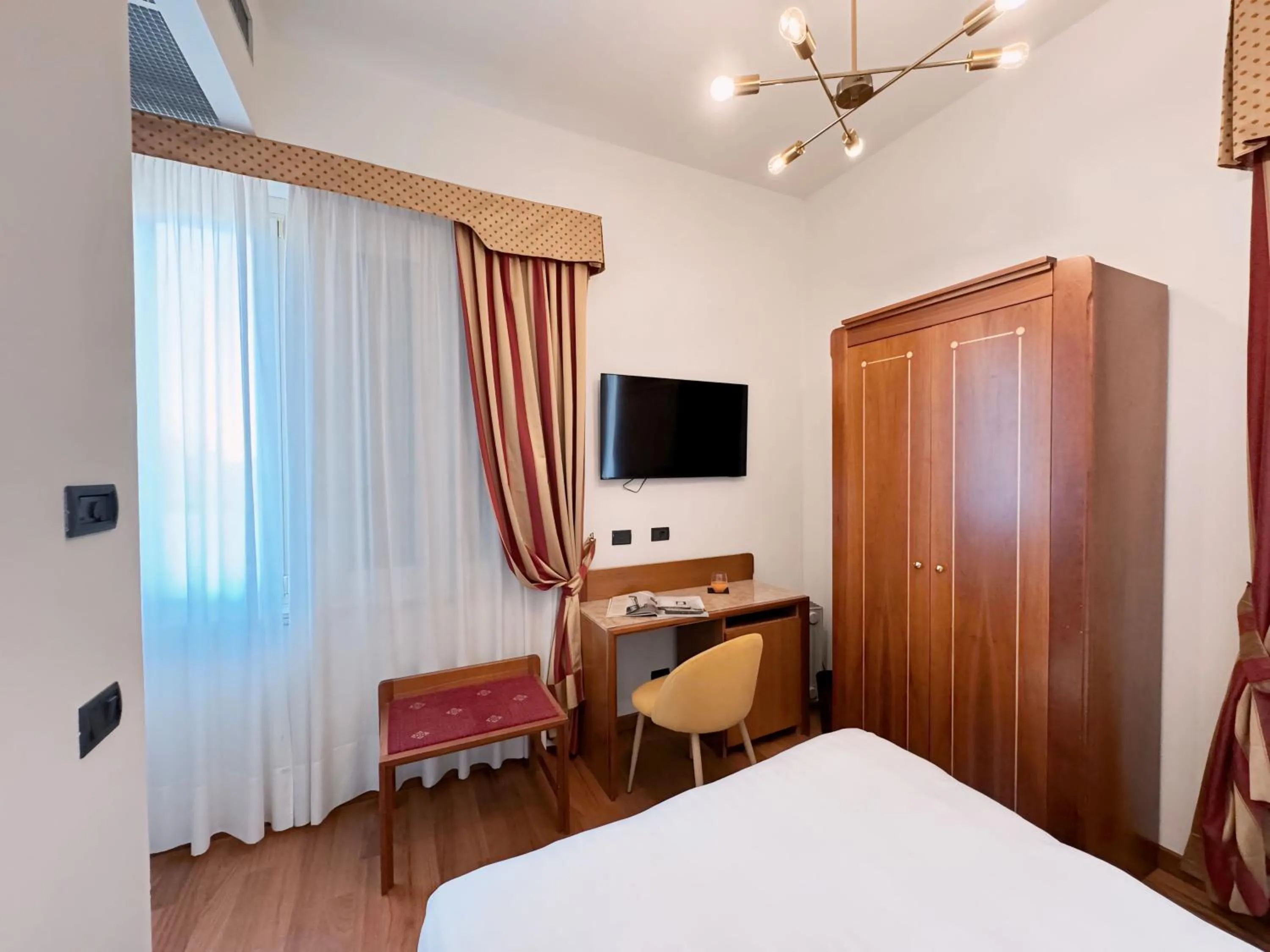 Bed in Rechigi Park Hotel