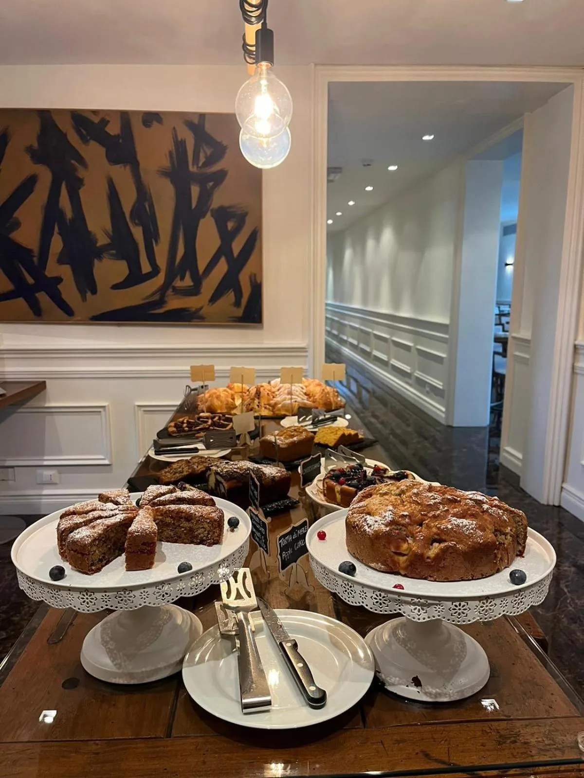 Food and drinks in Rechigi Park Hotel