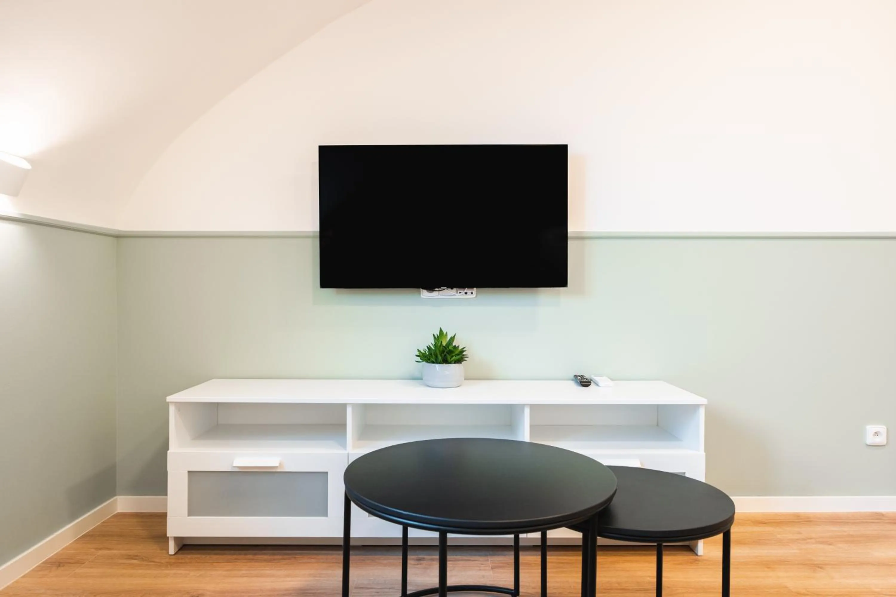 TV and multimedia in Luma Terra Prague Hostel