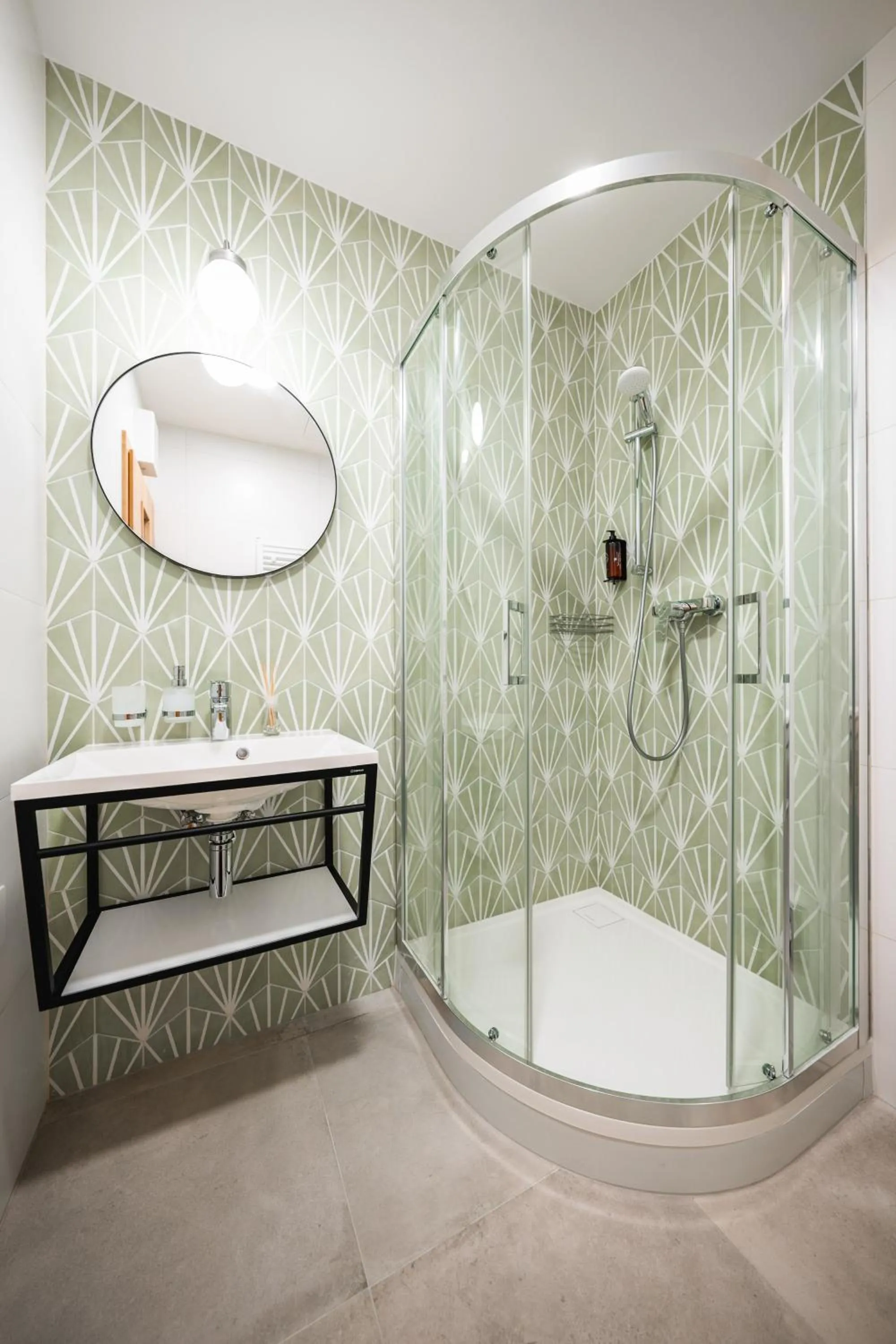 Shower in Luma Terra Prague Hostel