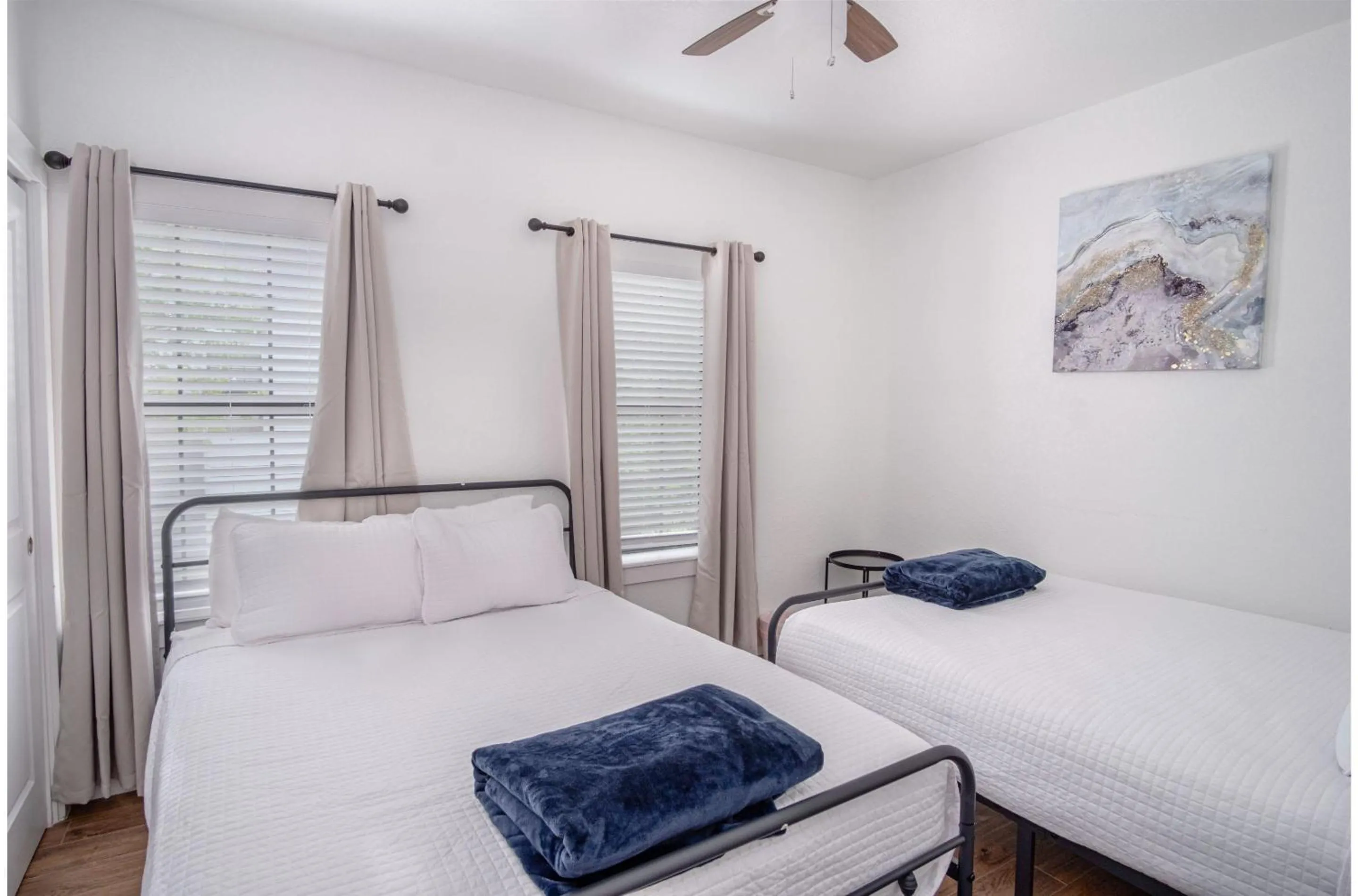 Bed in BRAND NEW 4 Stylish 3BR Near Exciting Downtown