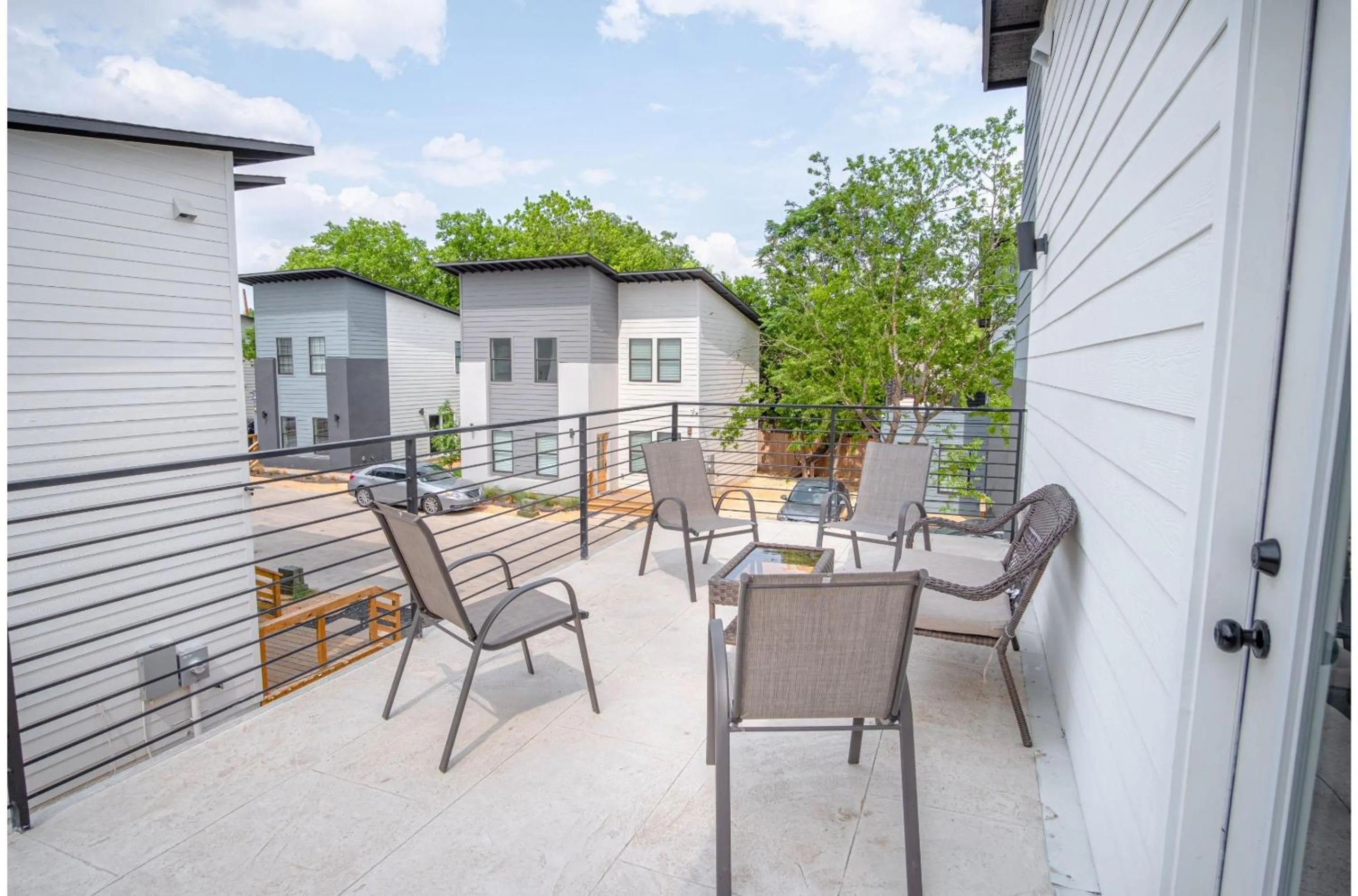 Balcony/Terrace in BRAND NEW 4 Stylish 3BR Near Exciting Downtown